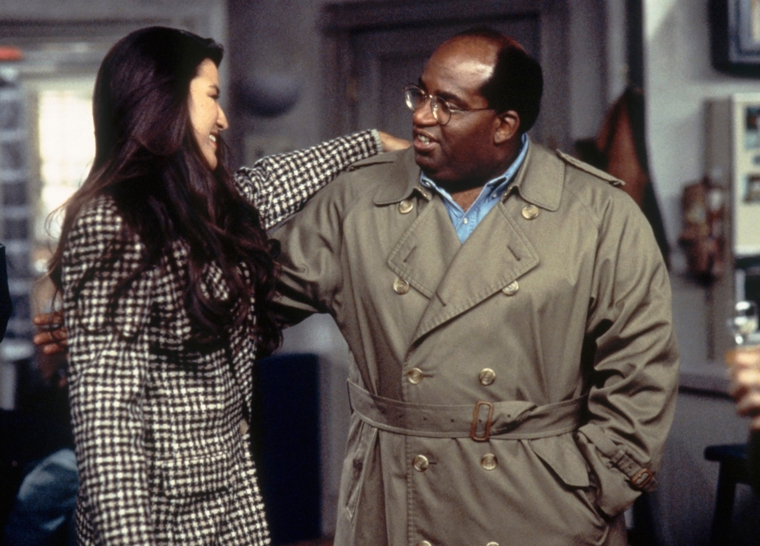 Kimberly Norris as Winona, Al Roker as himself on 'Seinfeld'