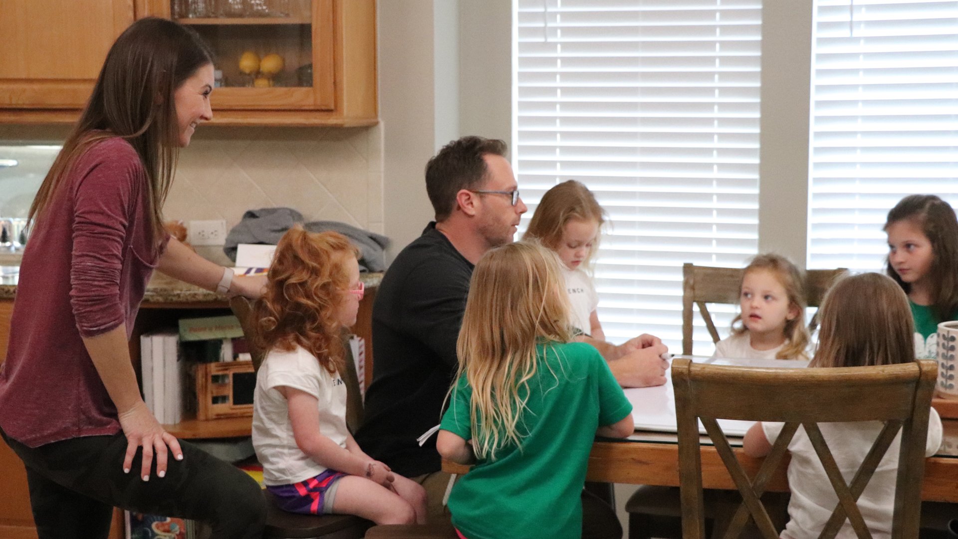 The Busby Family, including Danielle and Adam, on 'OutDaughtered' 2020
