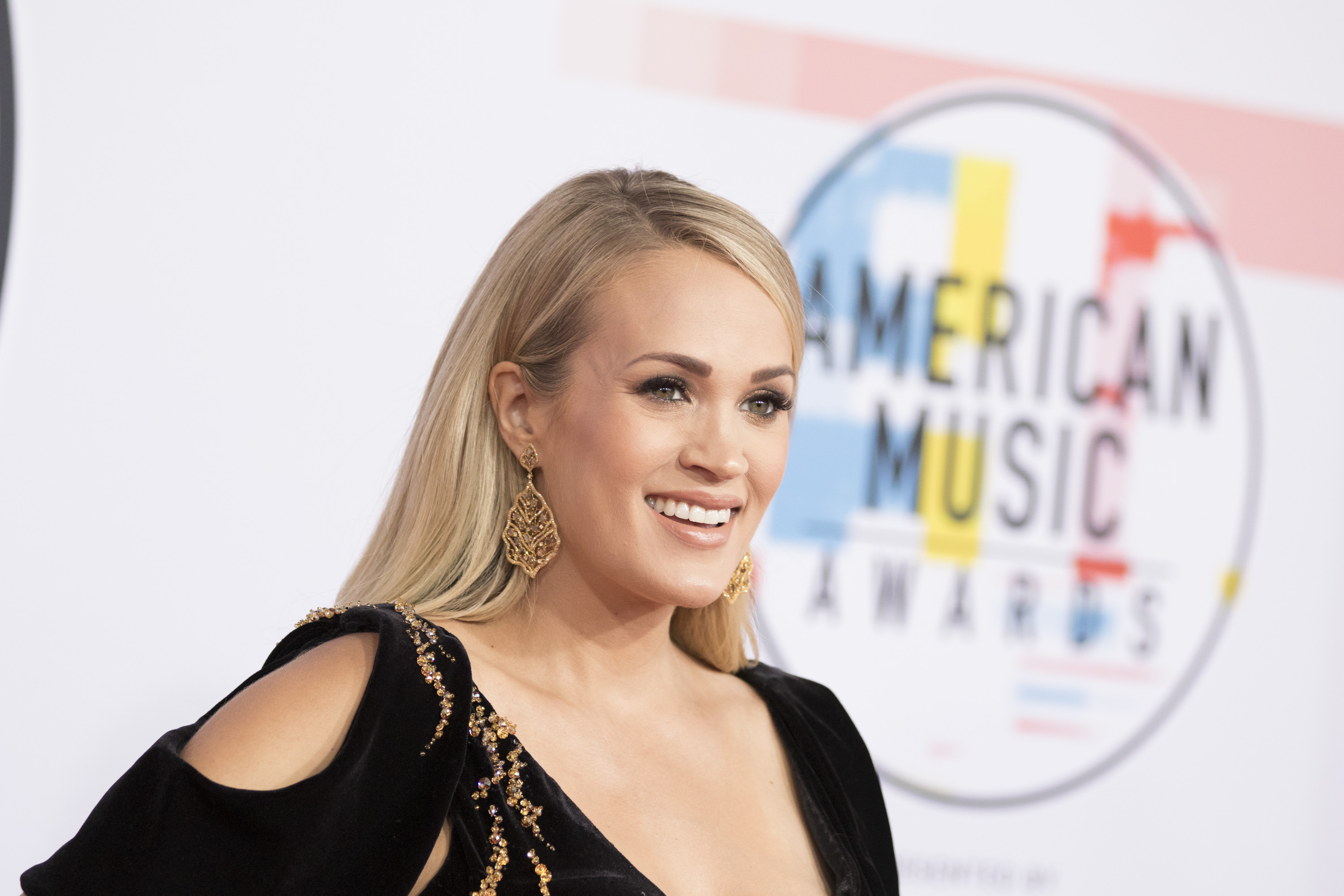 Carrie Underwood at the 2018 American Music Awards | Image Group LA via Getty Images