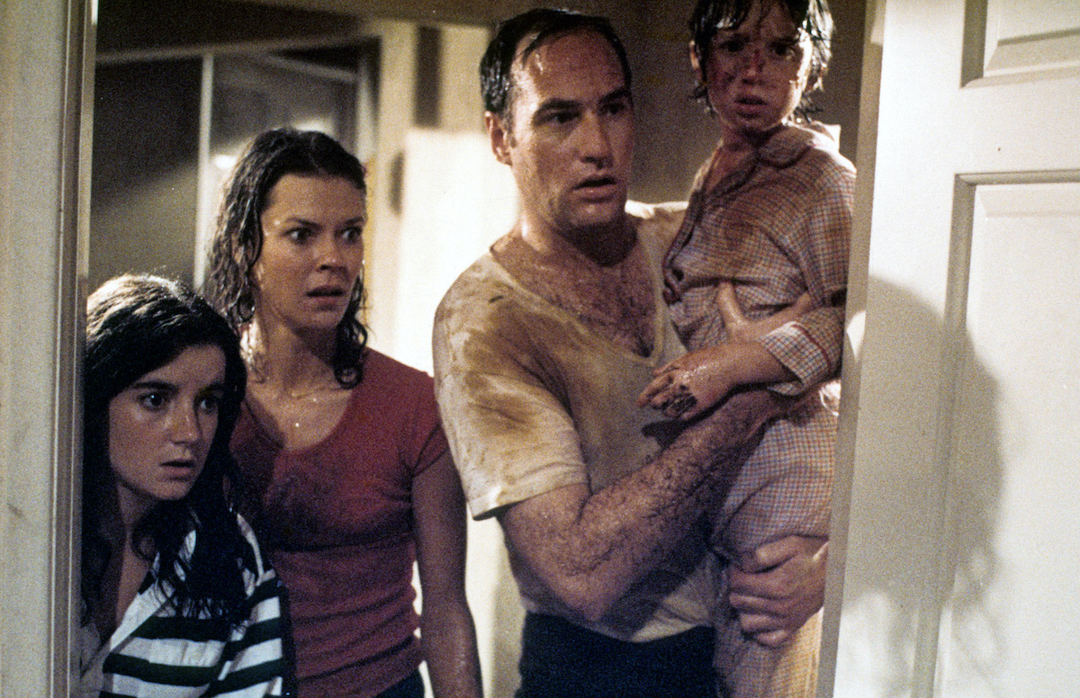 Cast of 'Poltergeist' in a scene from the movie