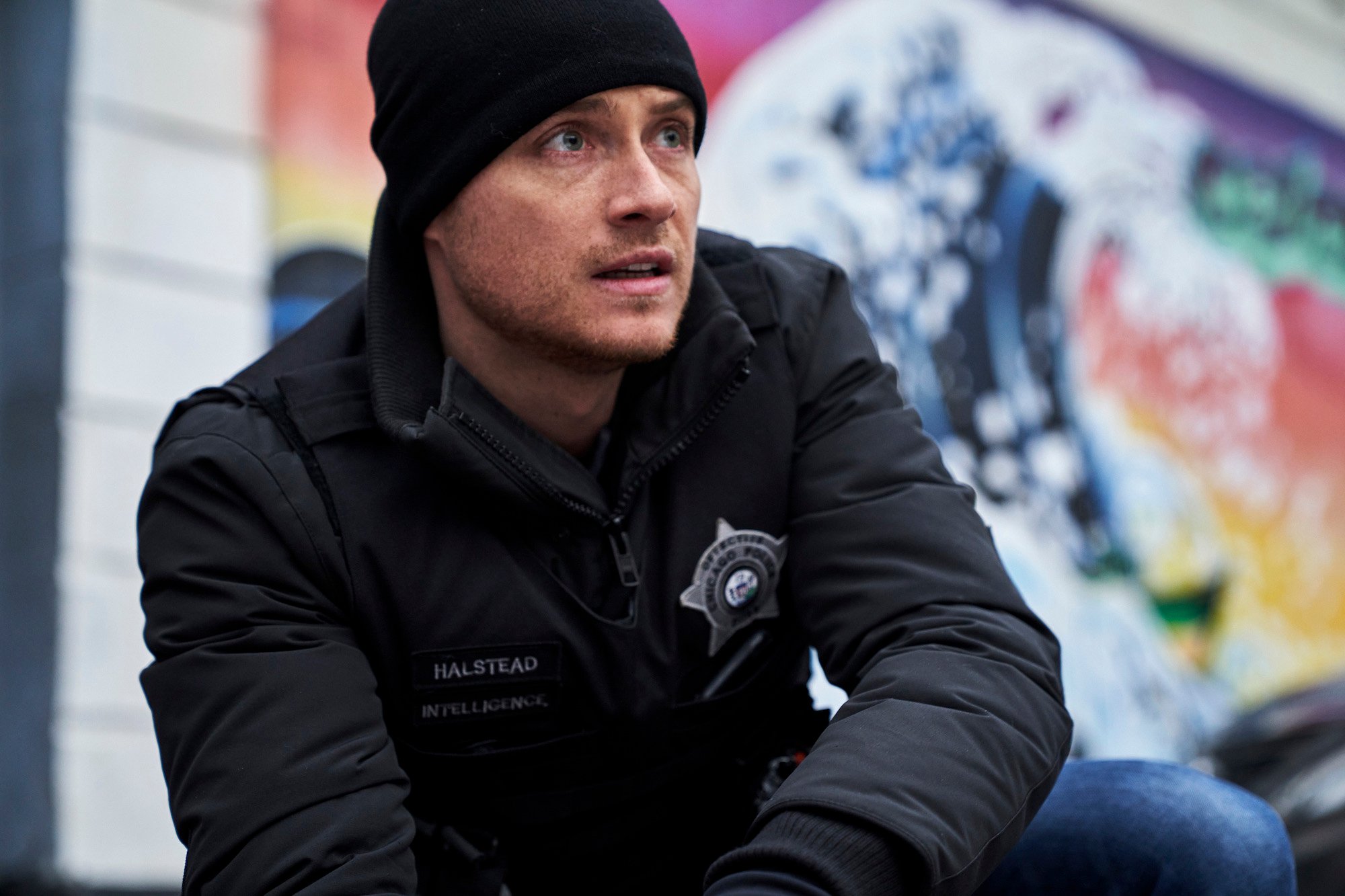 Jesse Lee Soffer as Det. Jay Halstead looking off camera on Chicago P.D.