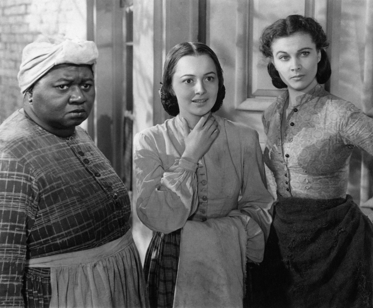 Olivia de Havilland (center) with Hattie McDaniel (left) and Vivian Leigh (right) in 'Gone With The Wind,' 1939