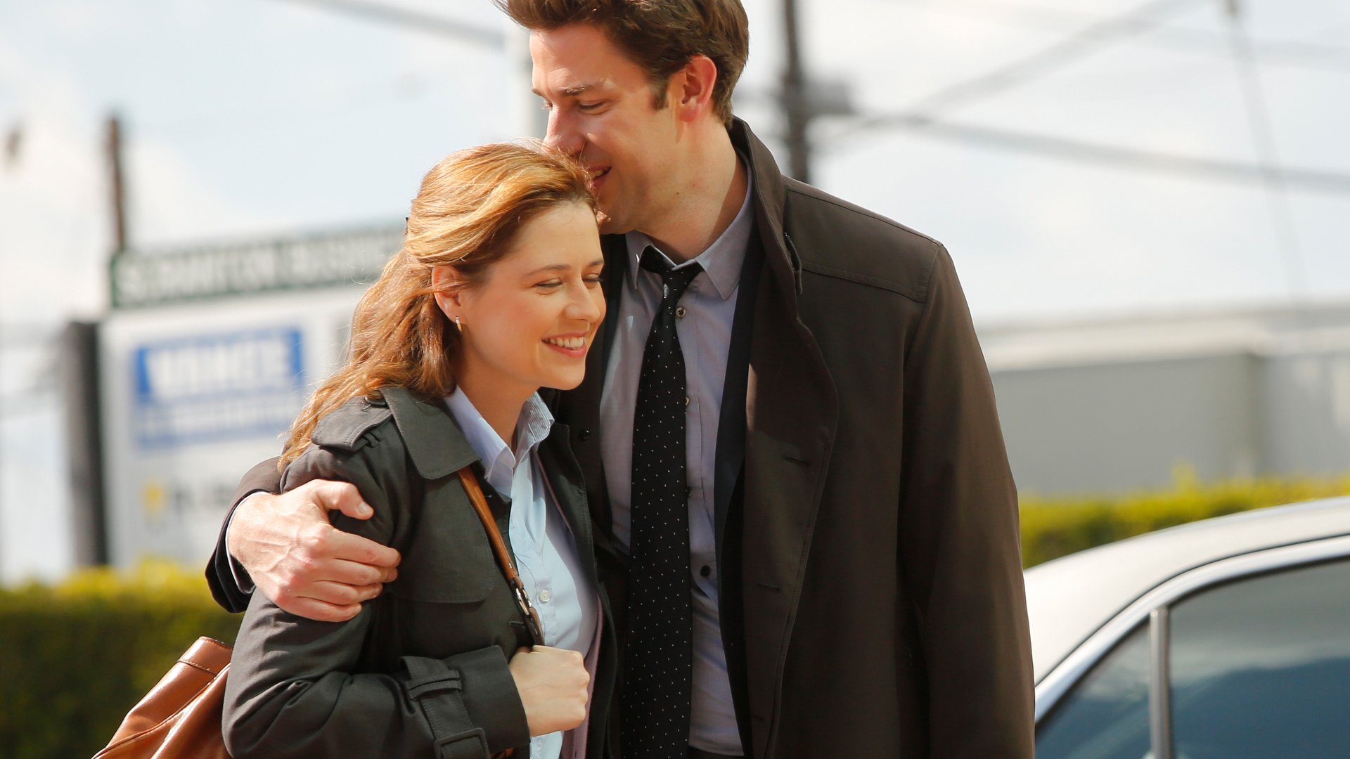 Jenna Fischer as Pam Beesly and John Krasinski as Jim Halpert on 'The Office'