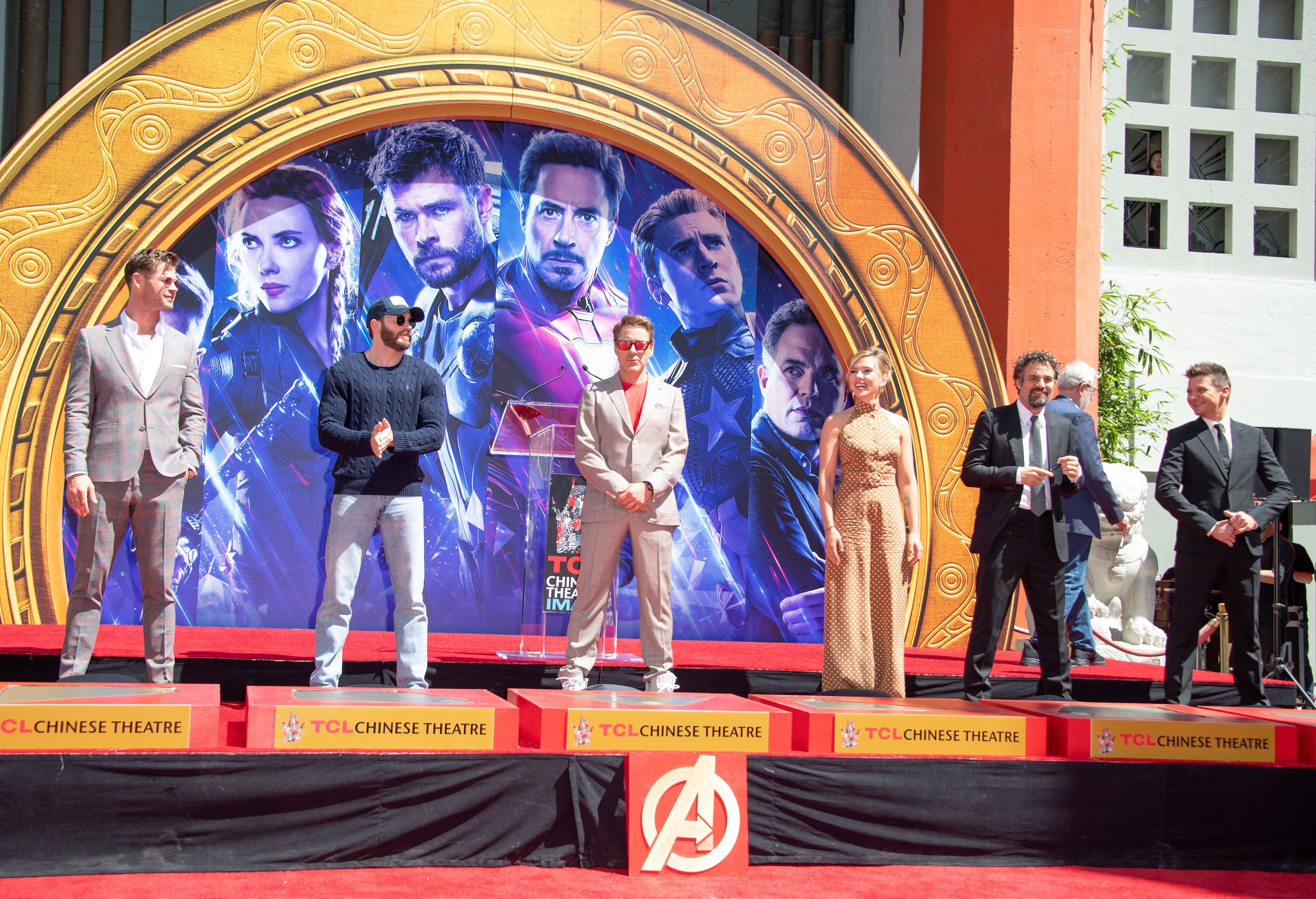 Chris Hemsworth, Chris Evans, Robert Downey Jr., Scarlett Johansson, Mark Ruffalo and Jeremy Renner