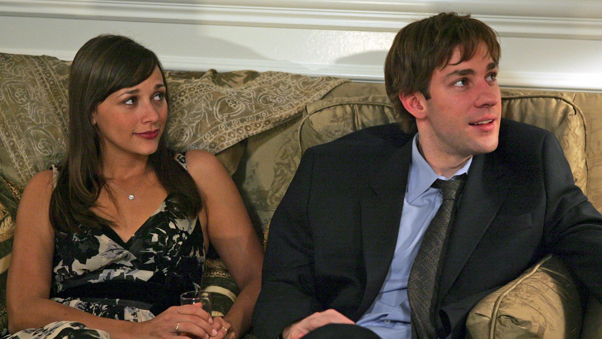 Rashida Jones as Karen Filippelli, John Krasinski as Jim Halpert on 'The Office'