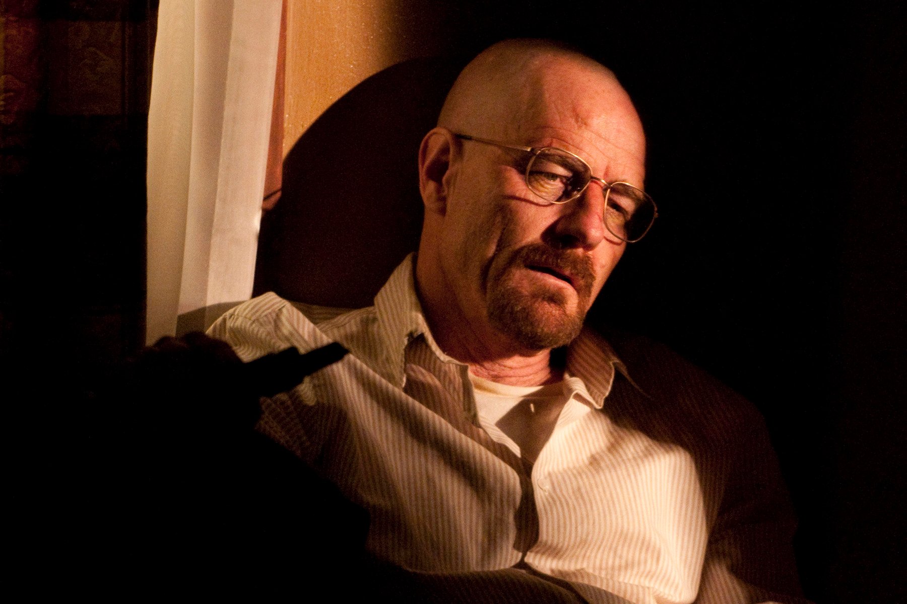 'Breaking Bad': Walter White Wearing Beige Has More Meaning Than Fans