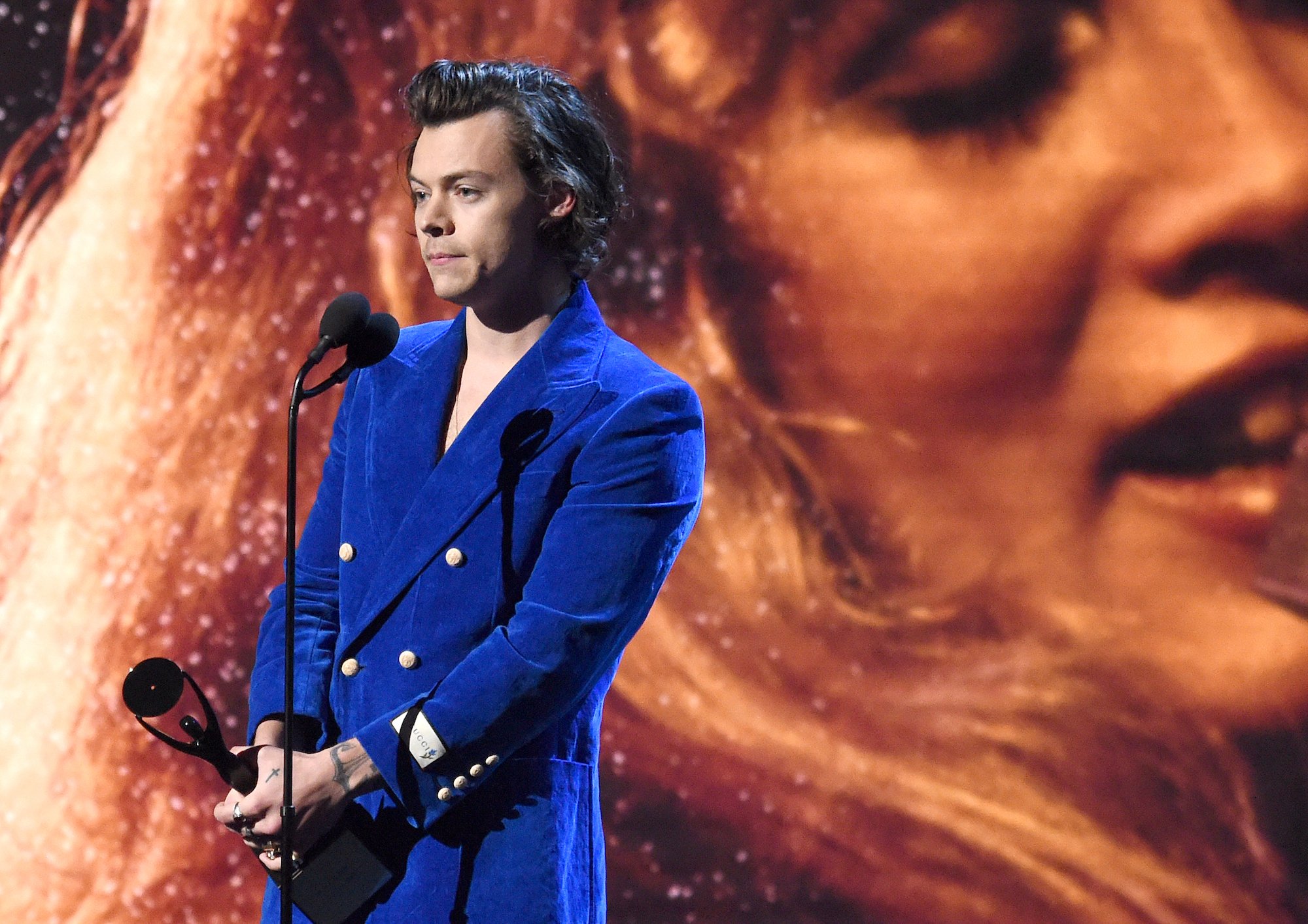 Harry Styles speaks onstage at the 2019 Rock & Roll Hall Of Fame Induction Ceremony on March 29, 2019 in New York City.