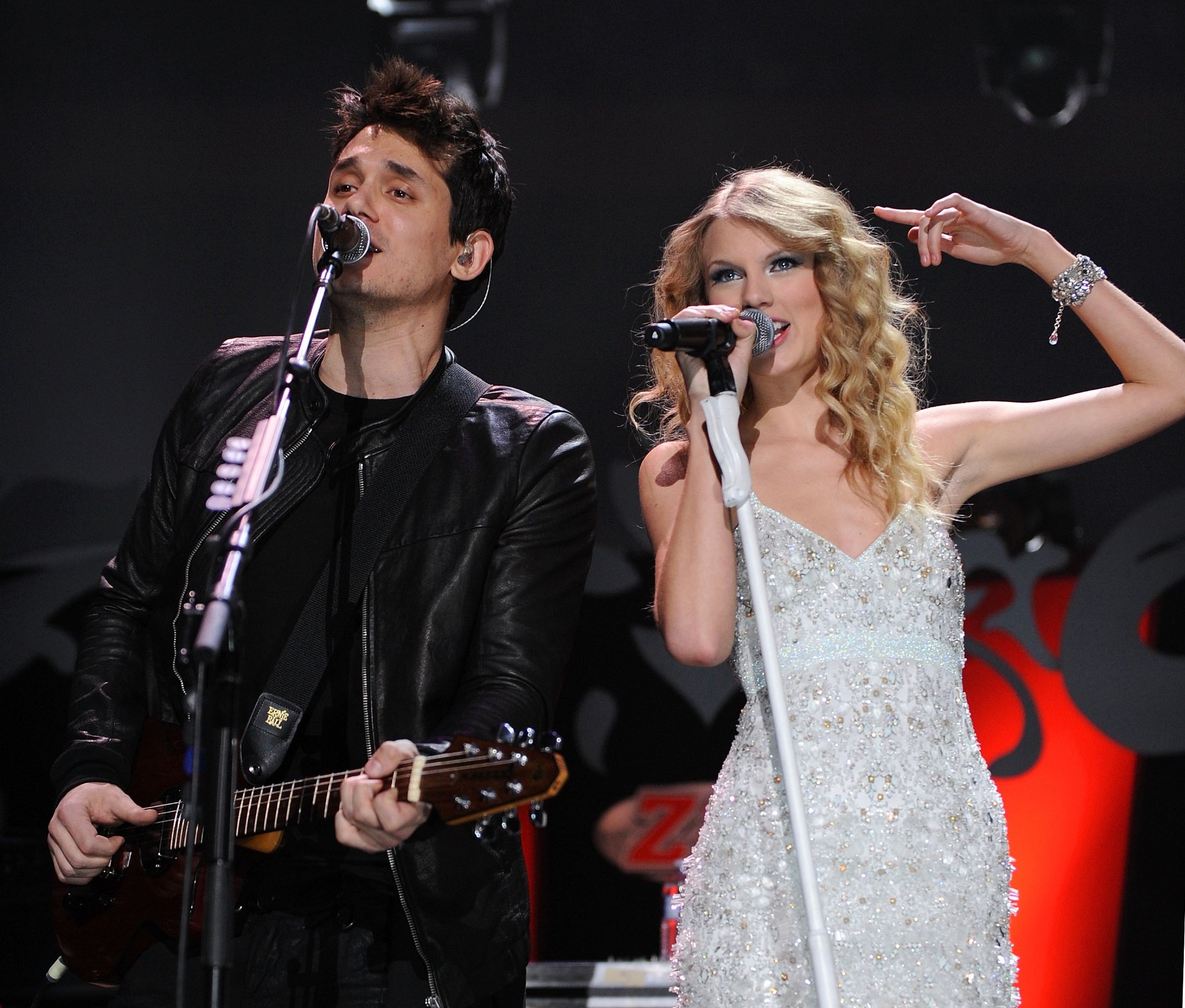 John Mayer and Taylor Swift perform onstage during Z100's Jingle Ball on December 11, 2009 in New York City.