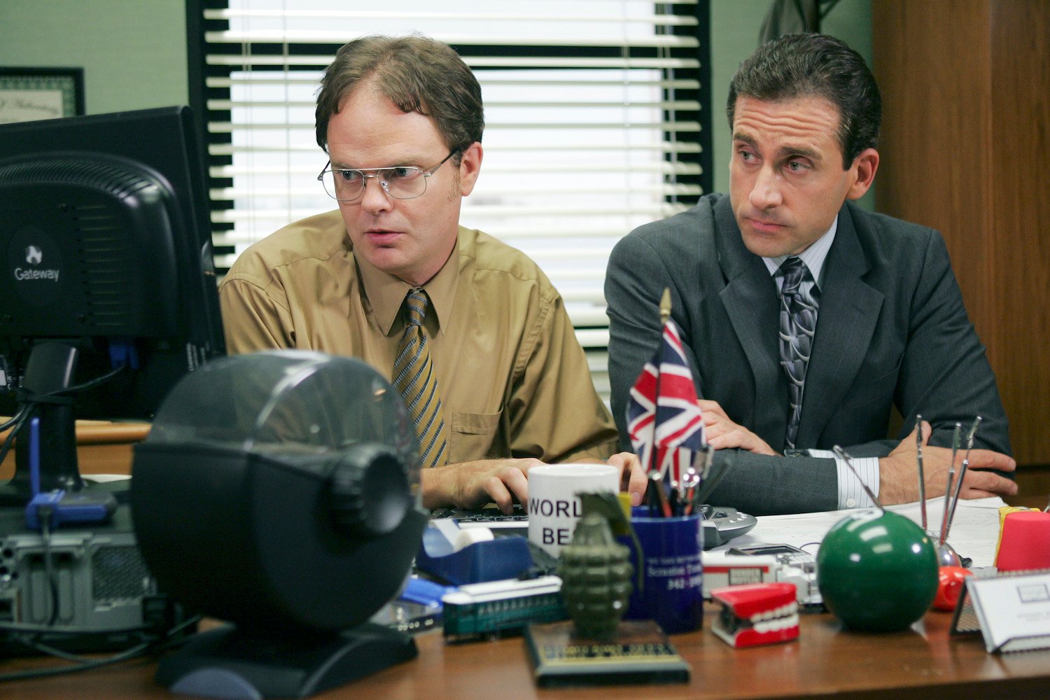 Rainn Wilson as Dwight Schrute and Steve Carell as Michael Scott on 'The Office'
