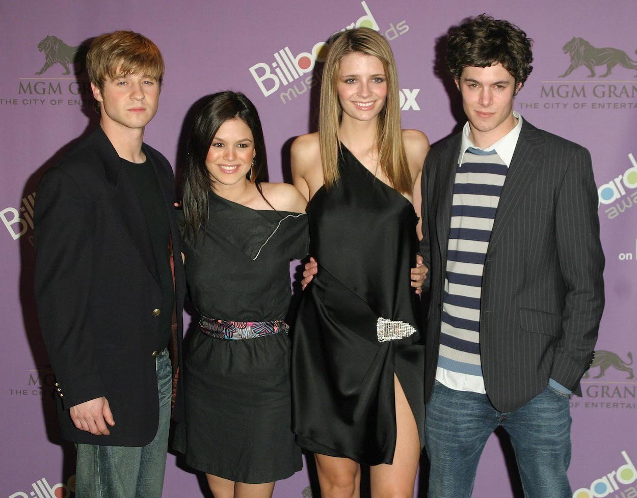 Ben McKenzie, Rachel Bilson, Mischa Barton, and Adam Brody attend the 2003 Billboard Music Awards