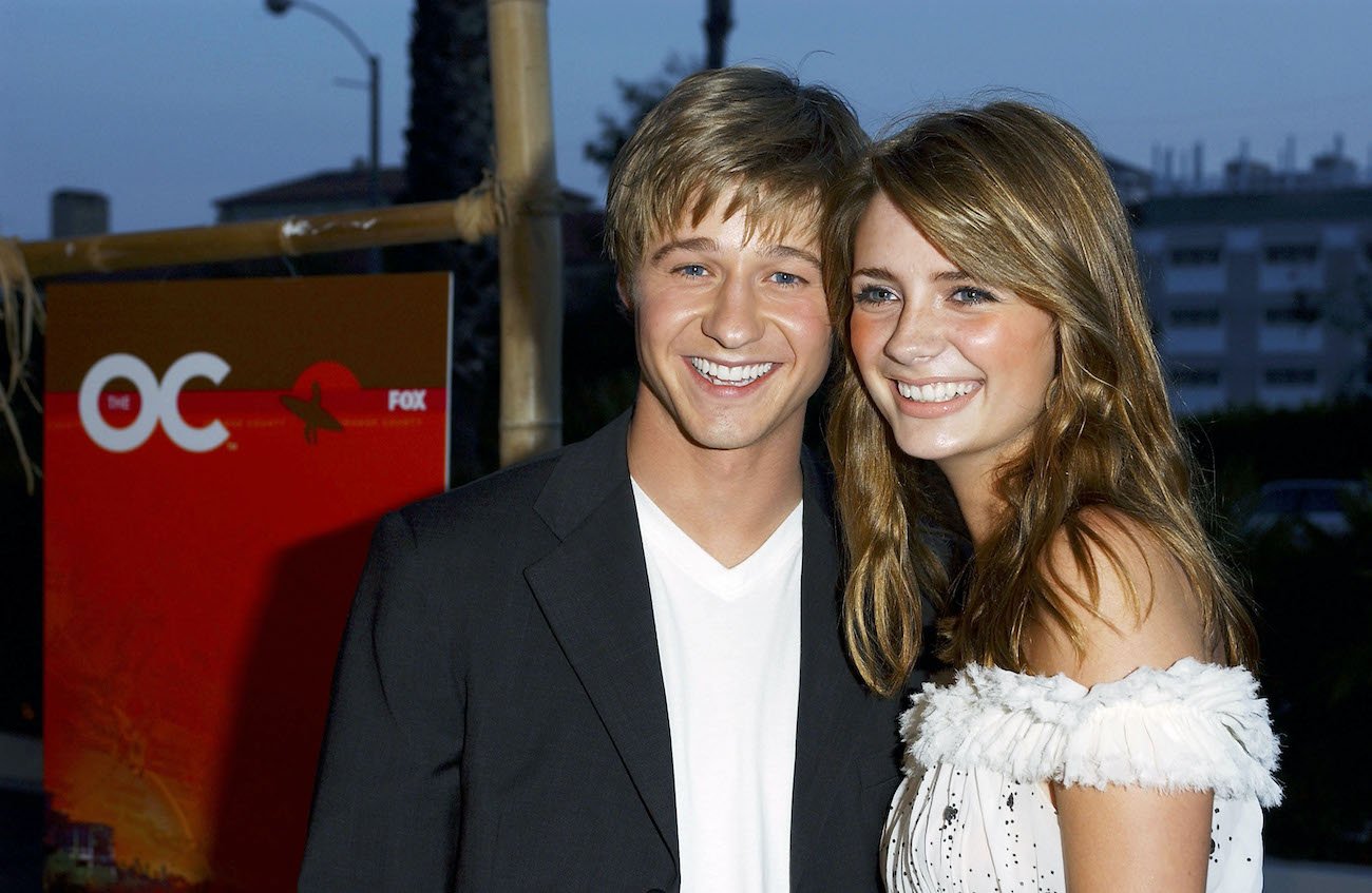 Benjamin McKenzie and Mischa Barton smile for cameras at 'The O.C.' premiere party
