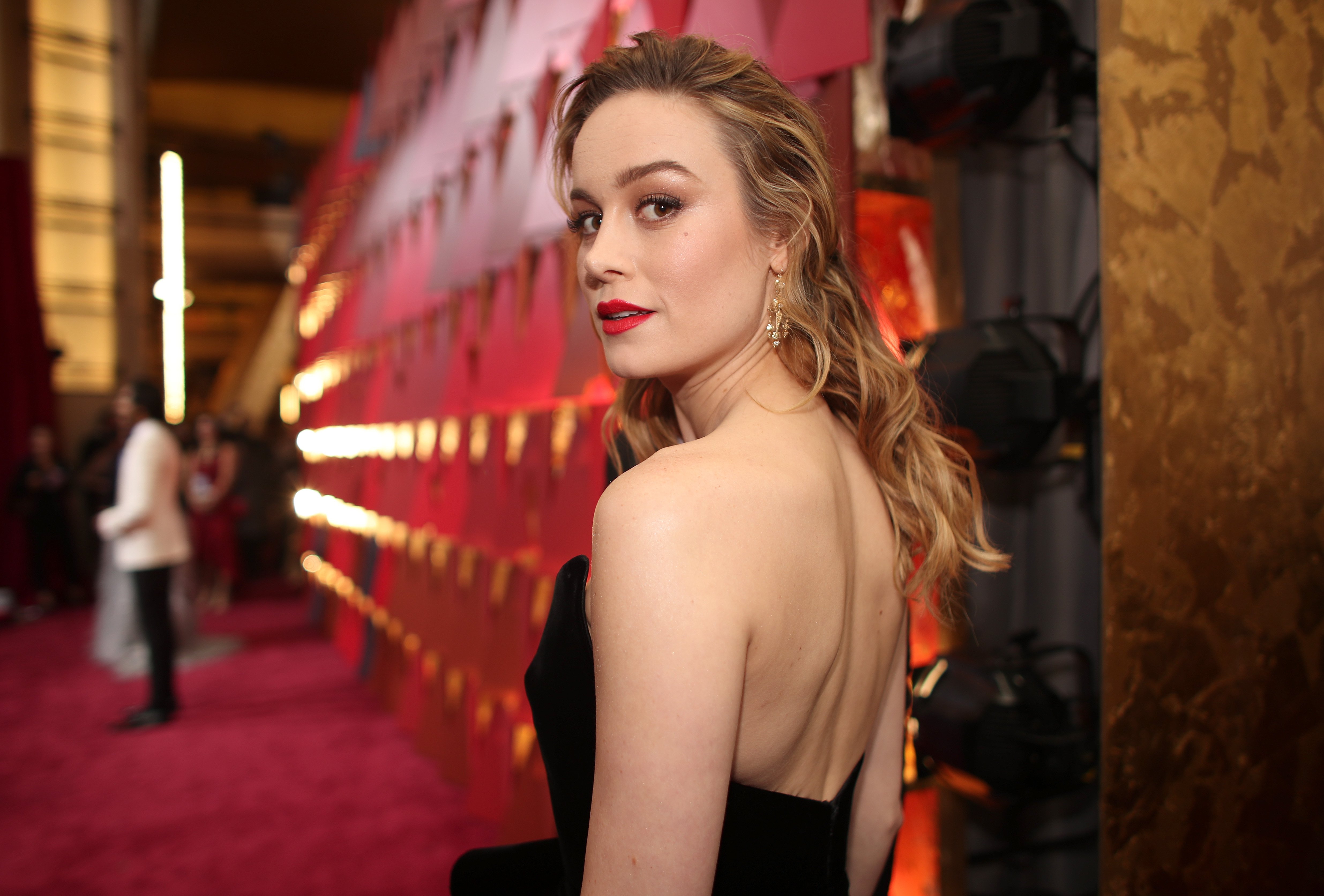 Brie Larson attends the 89th Annual Academy Awards