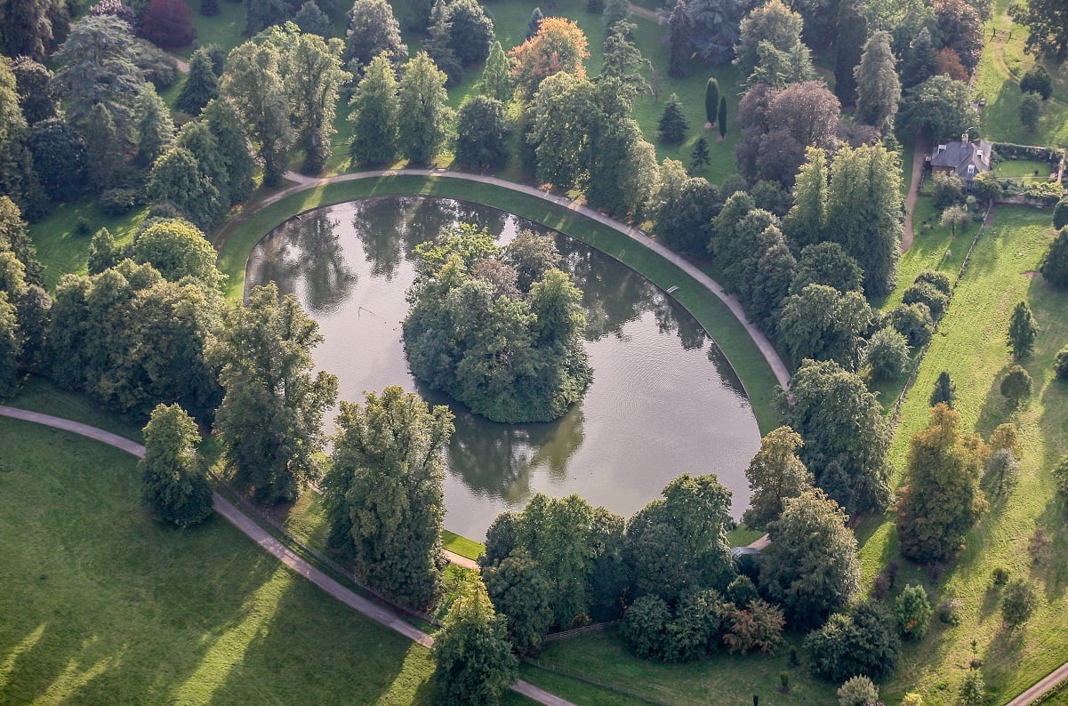 Burial site of Princess Diana at the Round Oval on the Althorp Estate