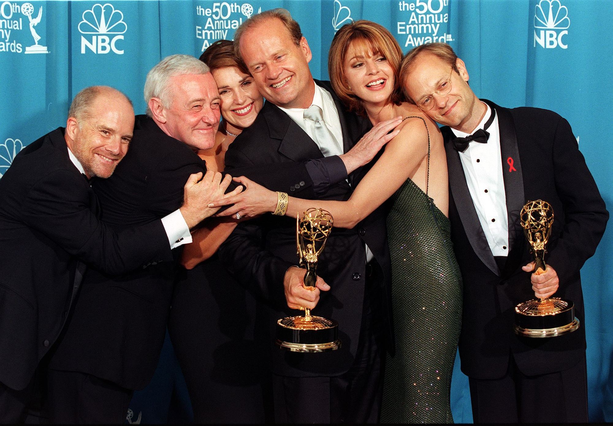 (From L-R:) Dan Butler, John Mahoney, Peri Gilpin, Kelsey Grammer, Jane Leeves and David Hyde Pierce.