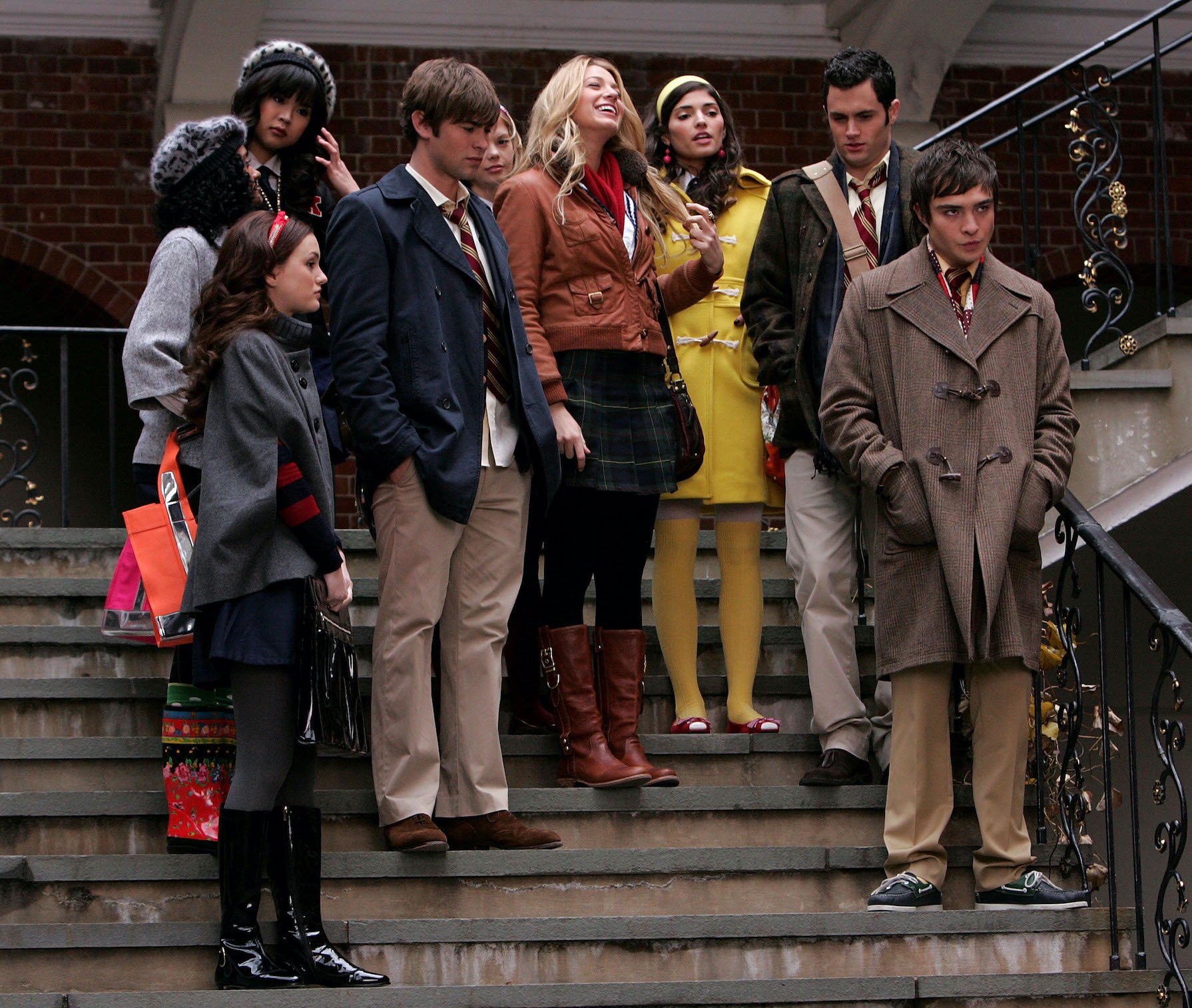 'Gossip Girl' cast filming a scene from the show