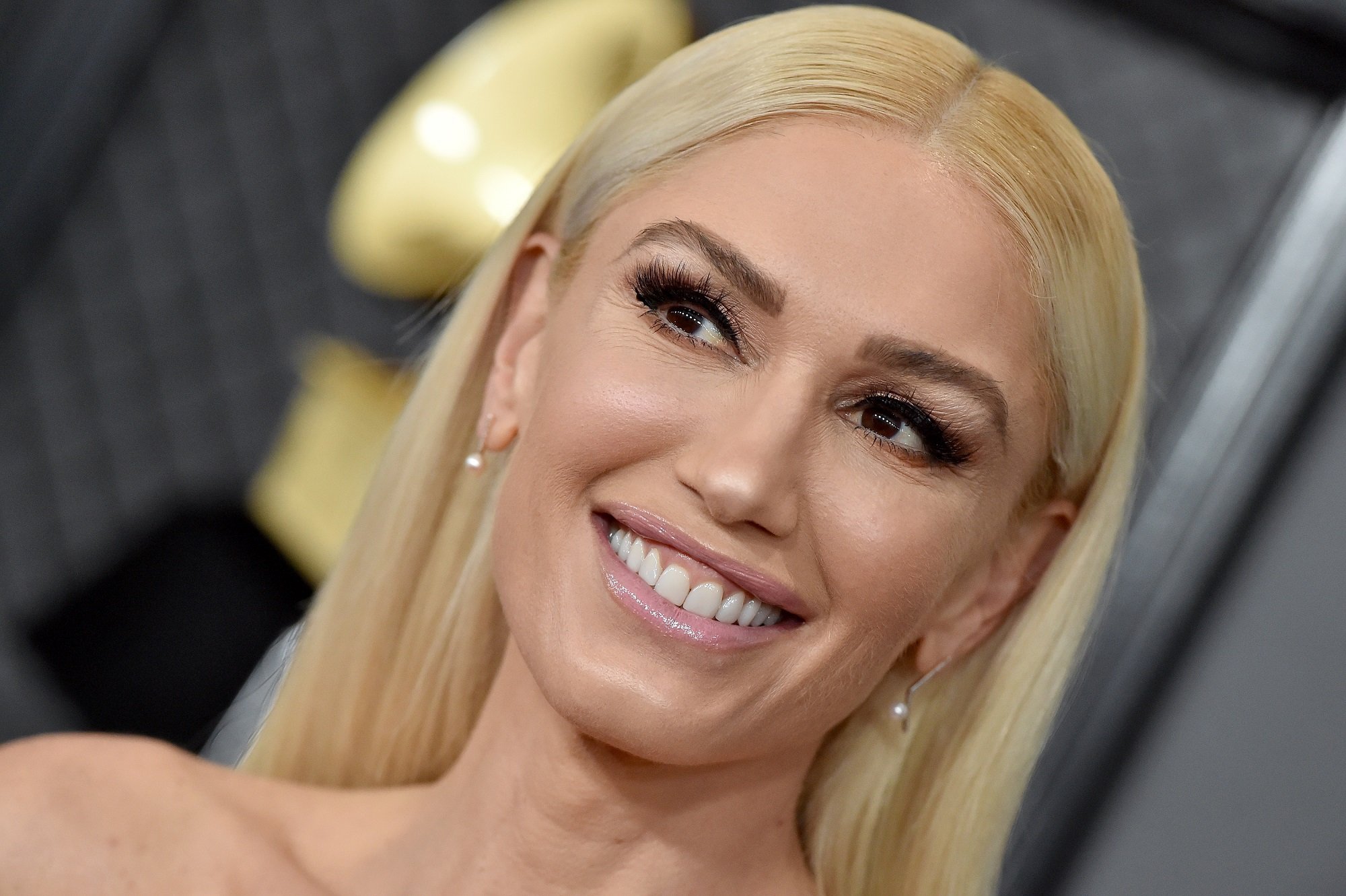 Gwen Stefani smiling close up