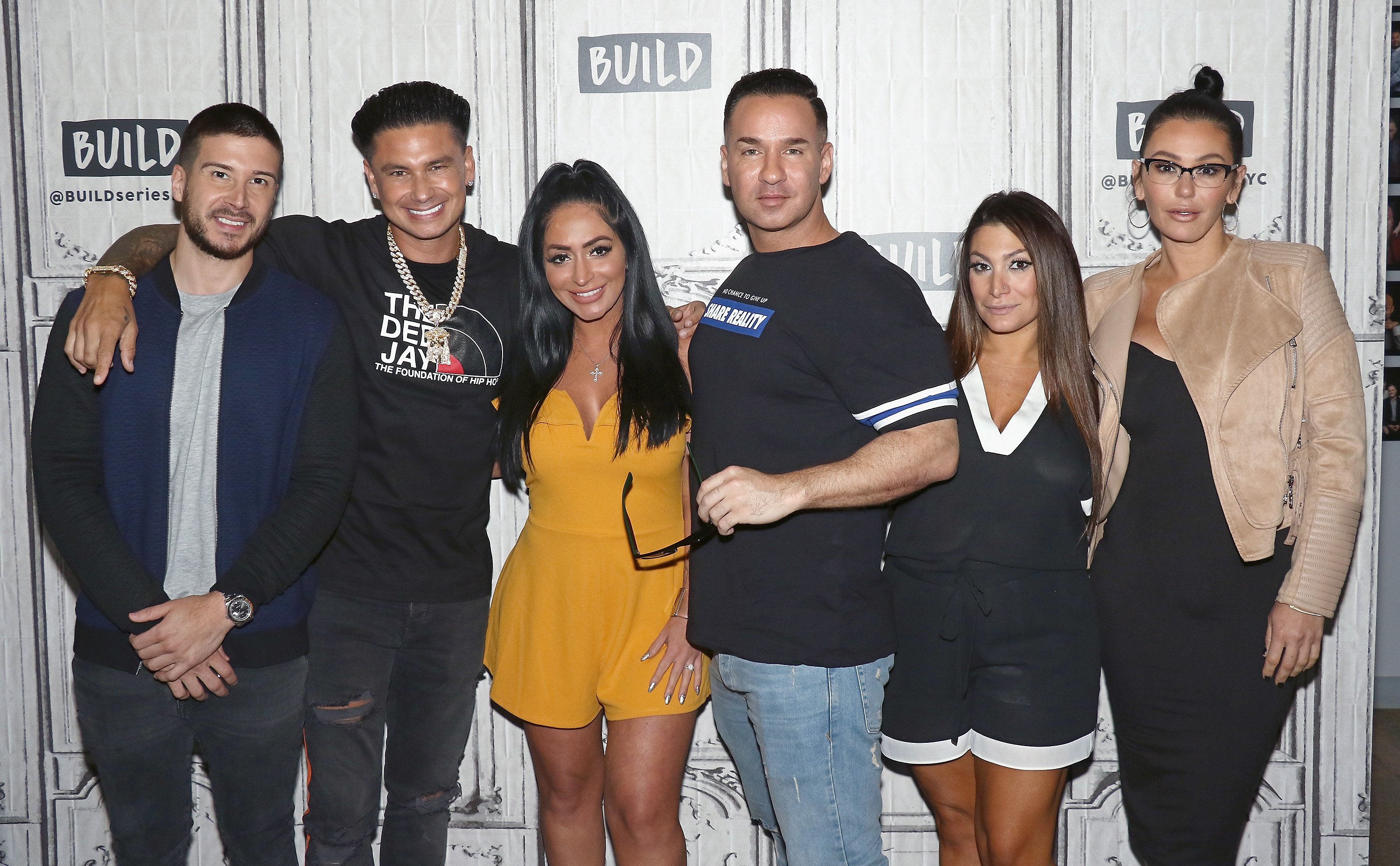 Vinny Guadagnino, Pauly DelVecchio, Angelina Pivarnick, Mike 'The Situation' Sorrentino, Deena Cortese and Jenni 'JWoww' Farley 