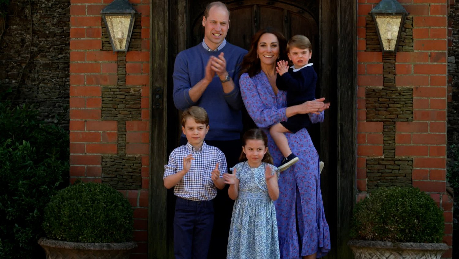 (L-R) Prince William, Kate Middleton, Prince Louis, Prince George, Princess Charlotte