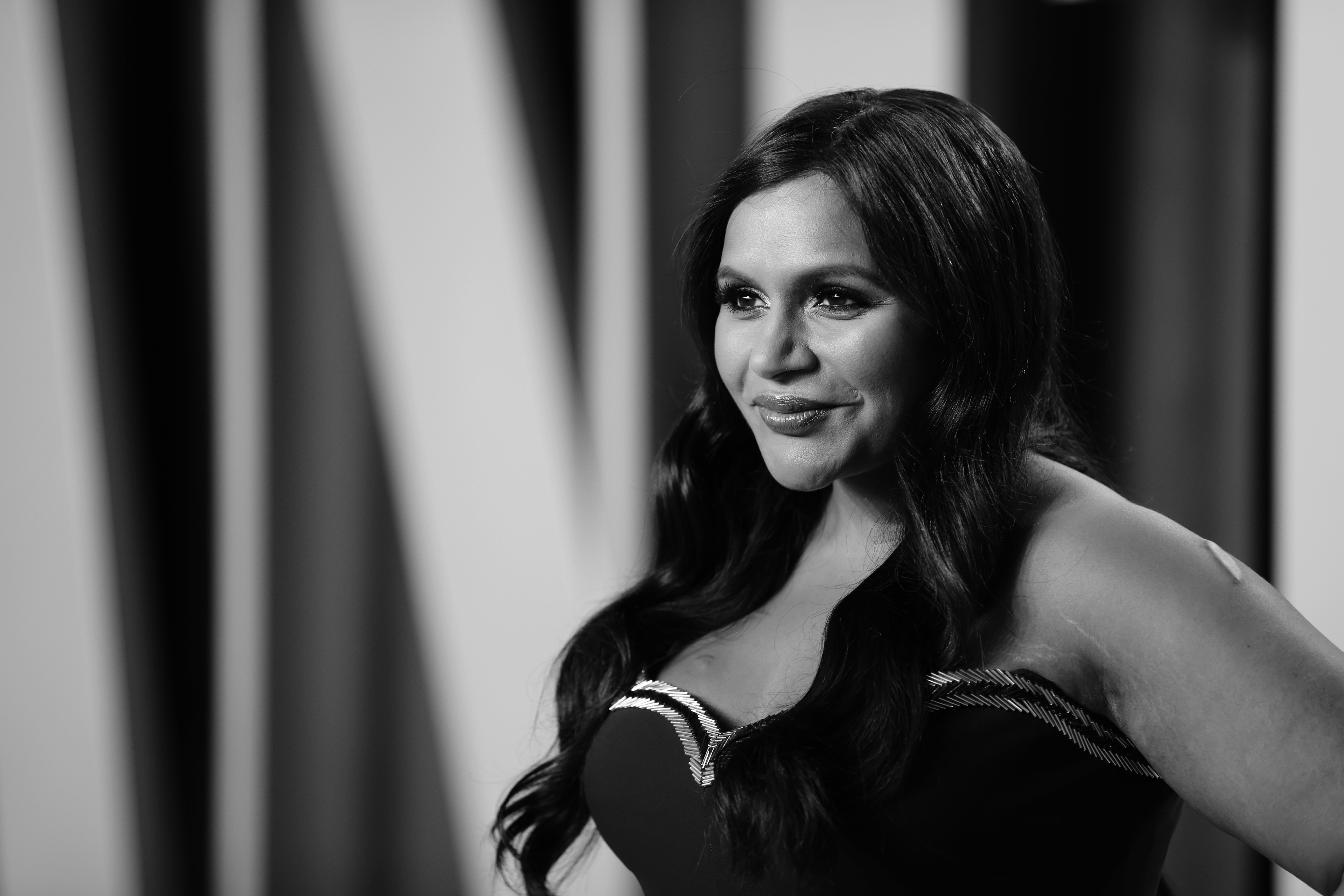 Mindy Kaling at the 2020 Vanity Fair Oscar Party