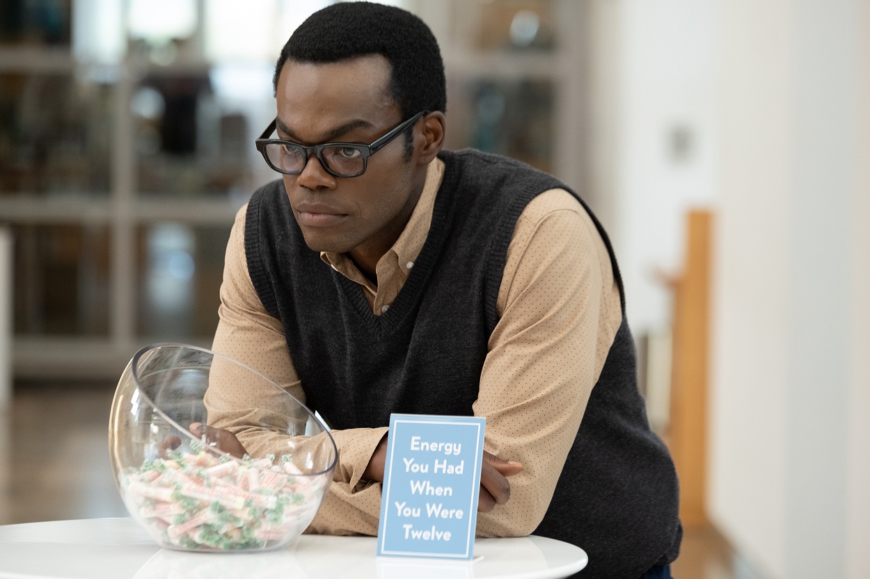 William Jackson Harper on set of The Good Place