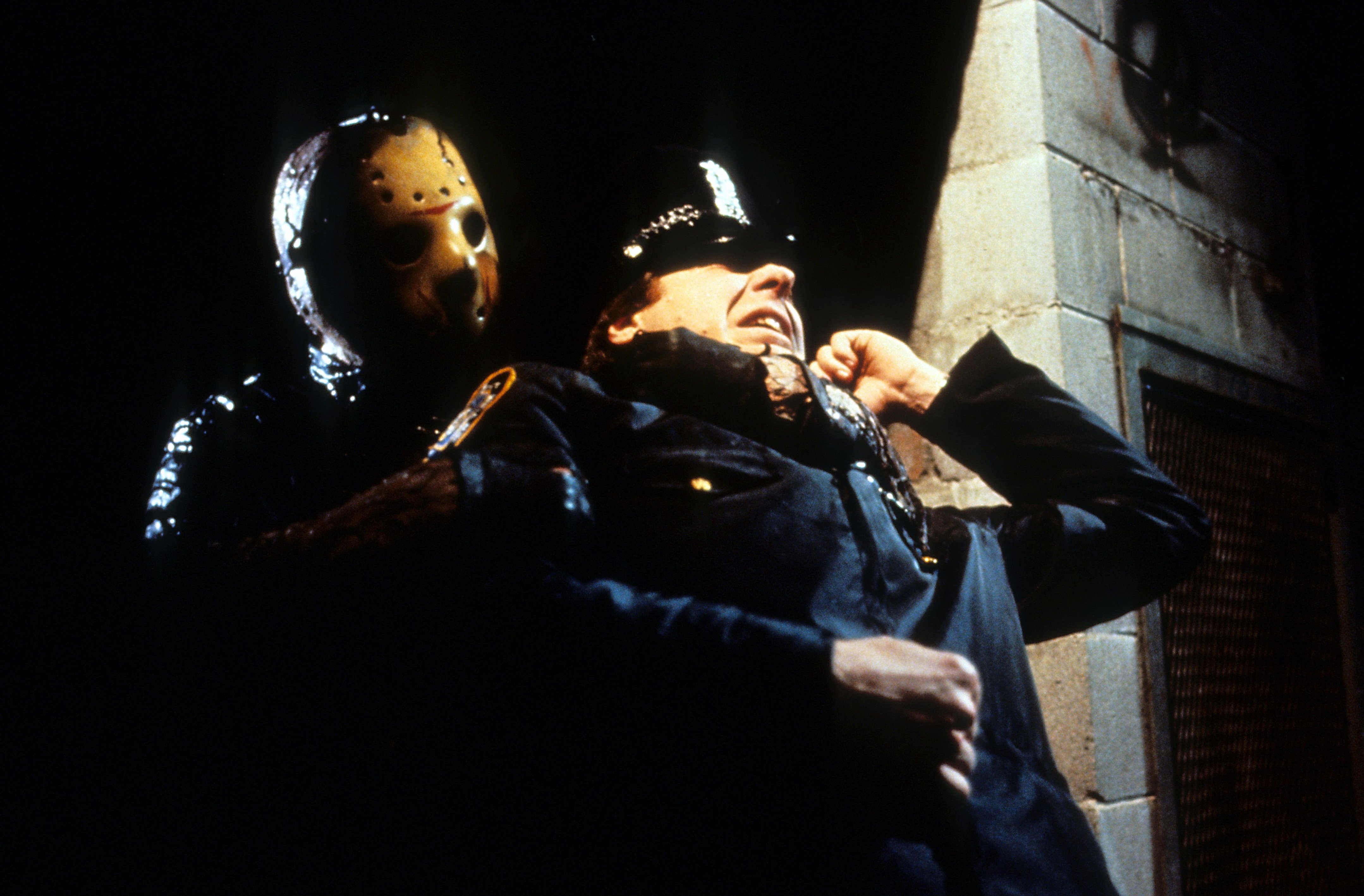Jason Vorhees attacking a cop in Friday the 13th Part VIII: Jason Takes Manhattan
