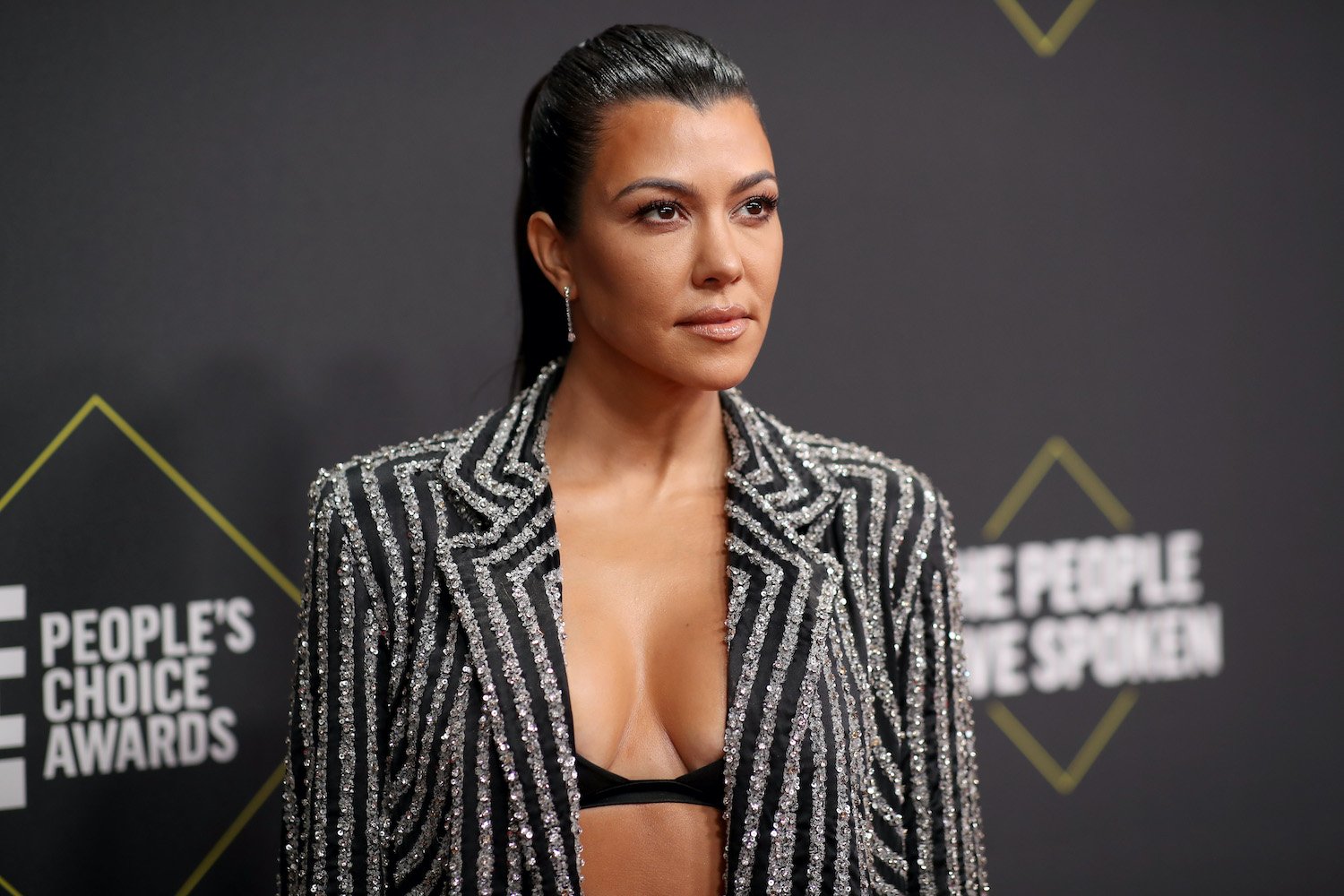 Kourtney Kardashian arrives to the 2019 E! People's Choice Awards