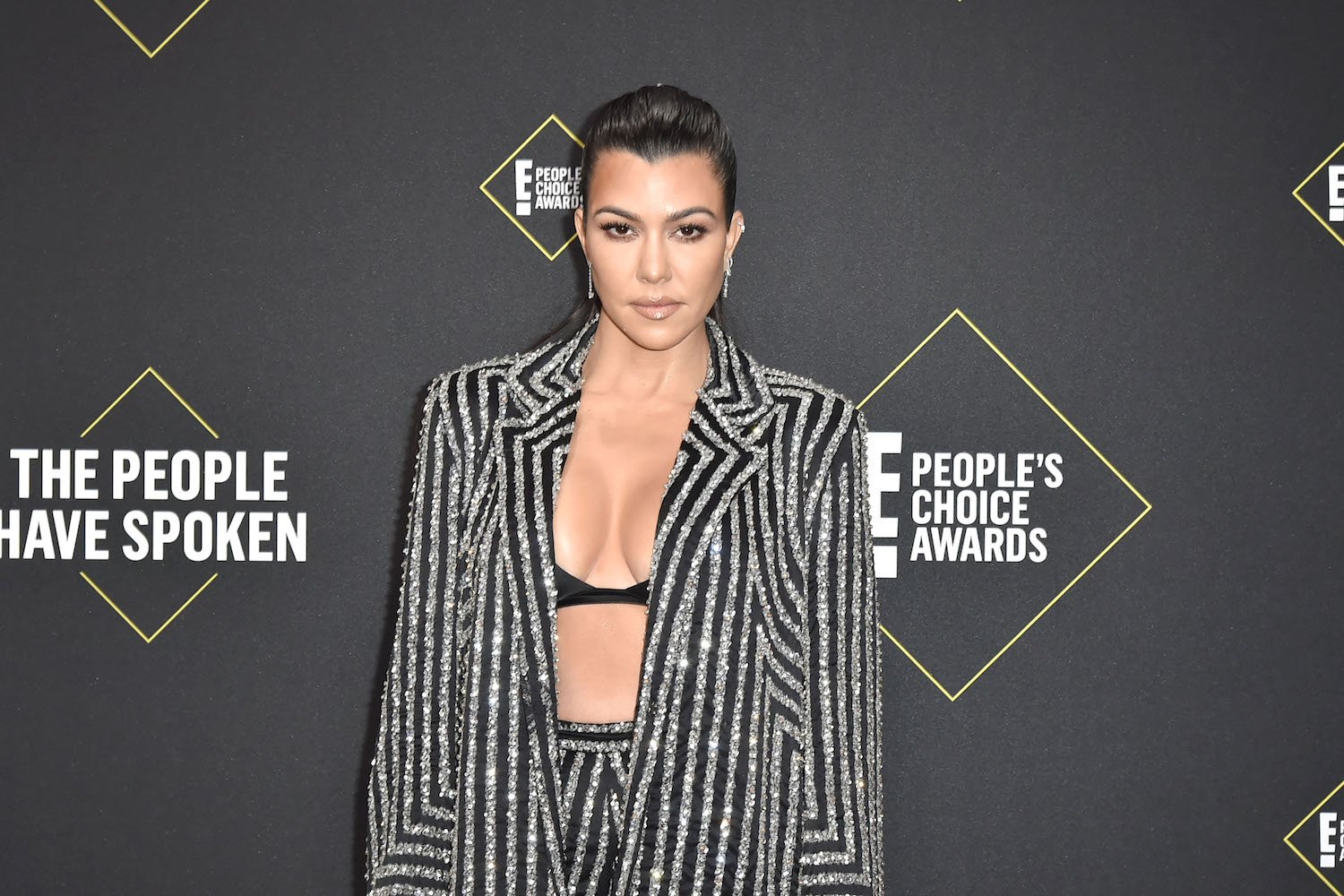 Kourtney Kardashian attends 2019 E! People's Choice Awards