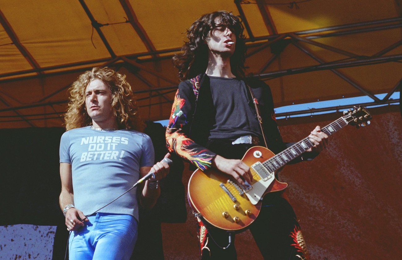 Robert Plant performing with Jimmy Page