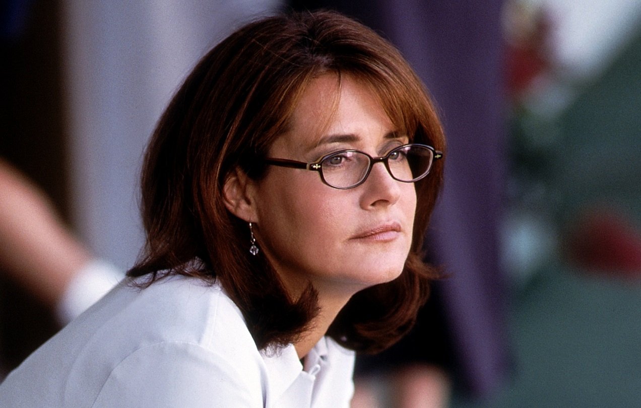 Lorraine Bracco as Dr. Melfi