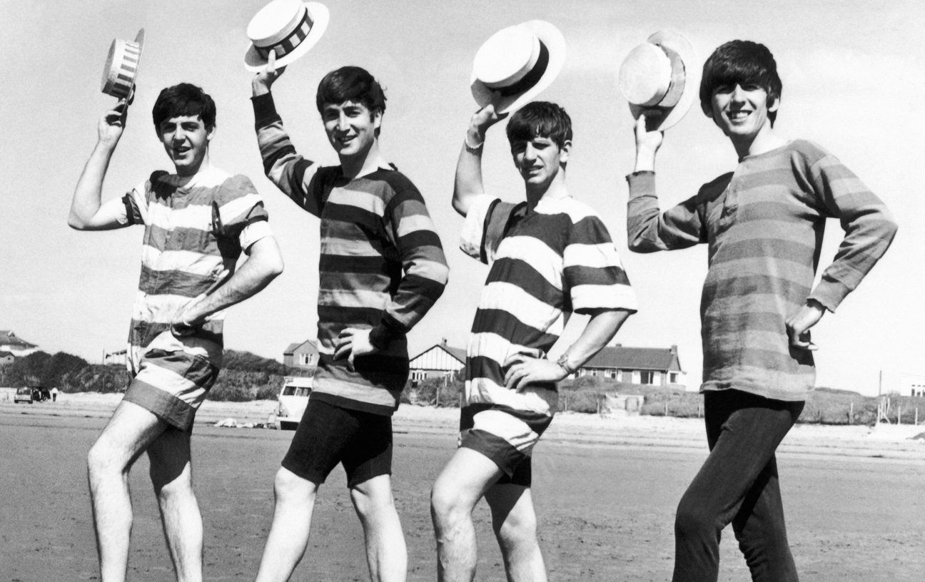 Beatles posing in 1963