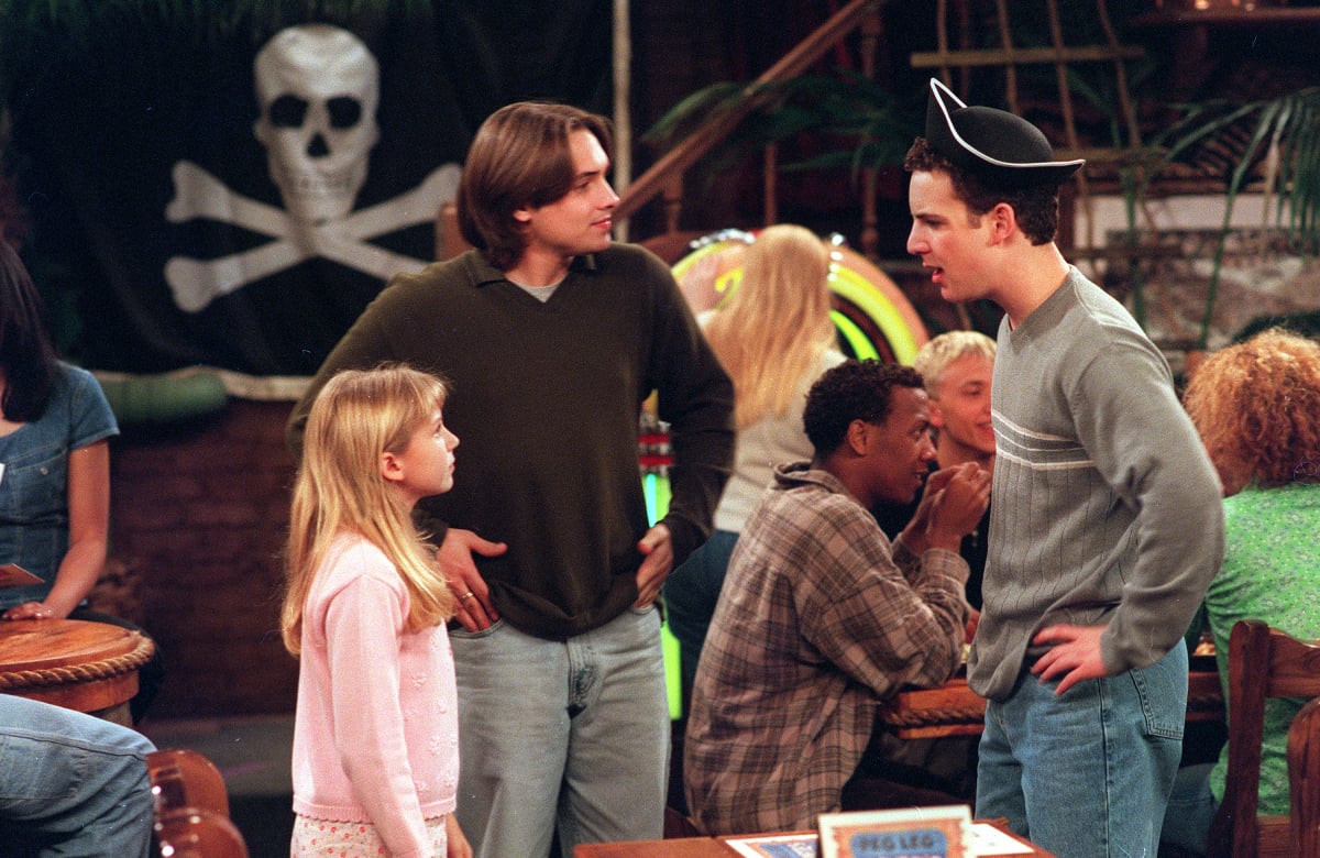 (L-R) Morgan Matthews (Lindsay Ridgeway), Eric Matthews (Will Friedle), and Cory Matthews (Ben Savage) on 'Boy Meets World'