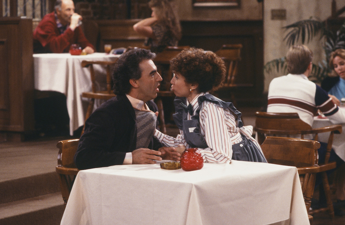 Eddie LeBec (Jay Thomas) and Carla Tortelli (Rhea Perlman) on 'Cheers'