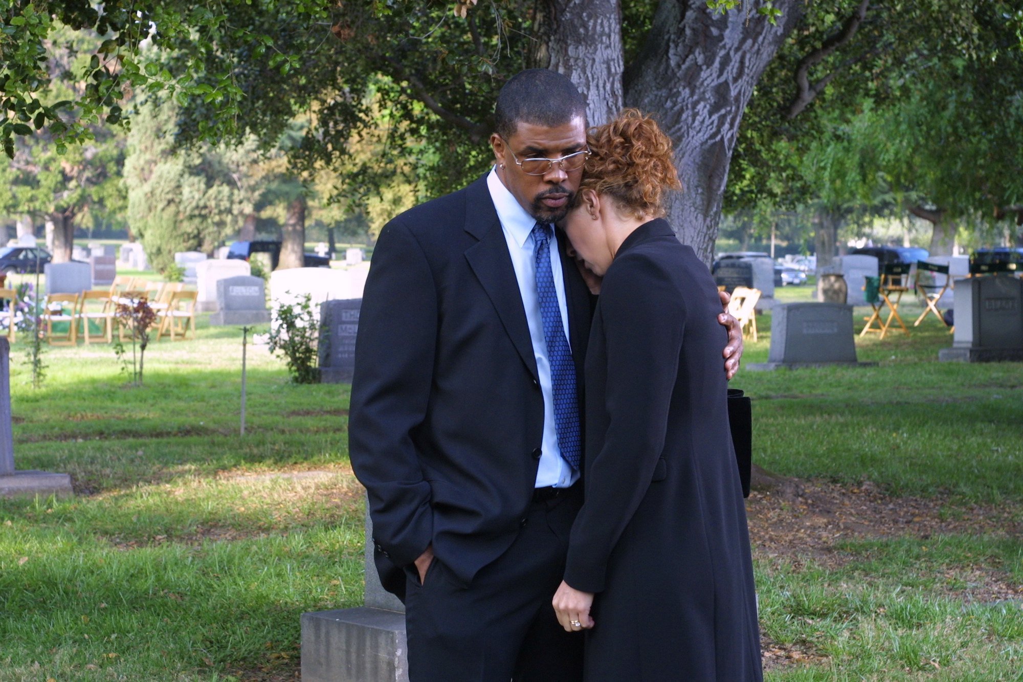 Eriq La Salle as Doctor Peter Benton, Alex Kingston as Doctor Elizabeth Corday