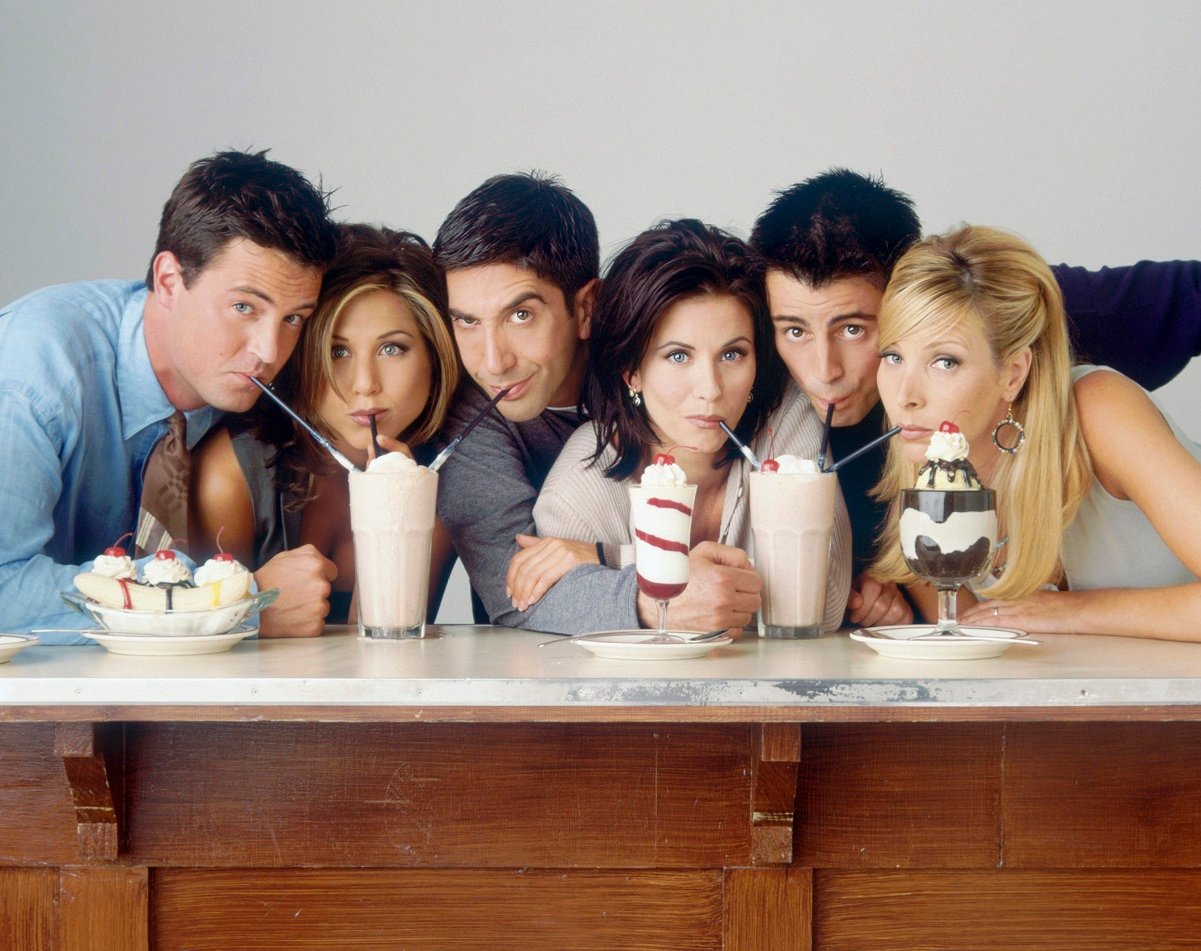 ‘Friends’ Originally Intended 1 Lead Star to Play an LGBTQ Character But Nixed the Opportunity for Inclusion