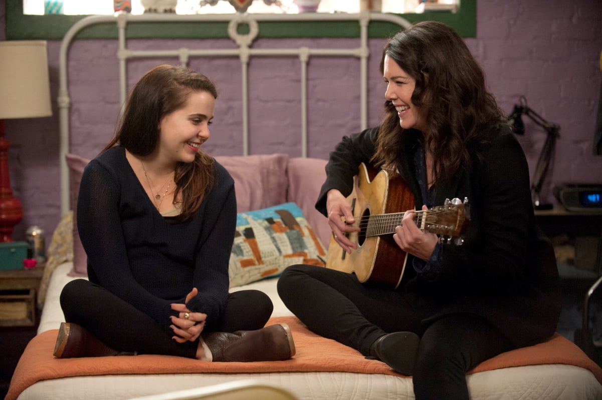 Lauren Graham with her 'Parenthood' daughter, Mae Whitman