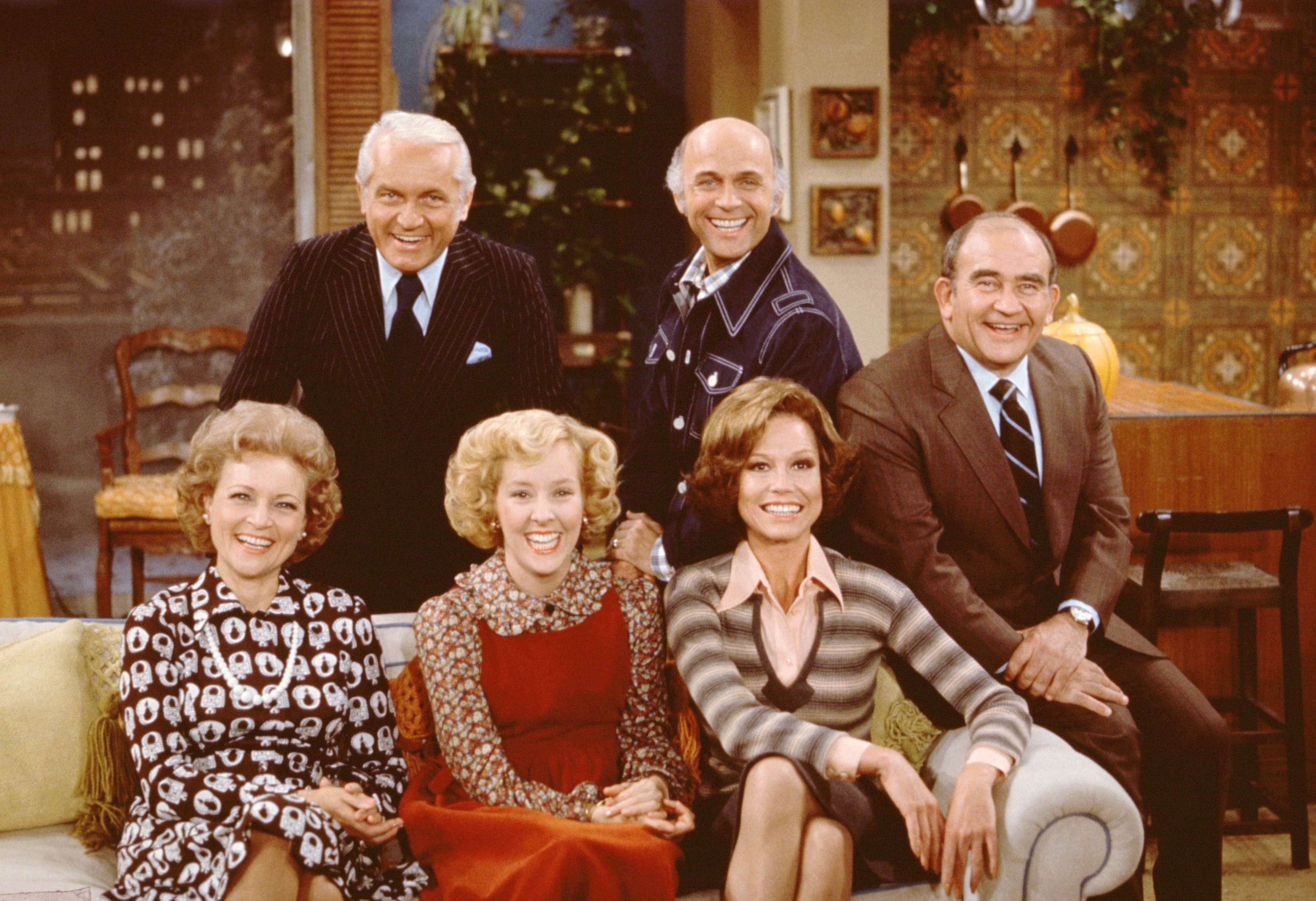 Betty White, bottom left, and the cast of 'The Mary Tyler Moore Show' in 1975