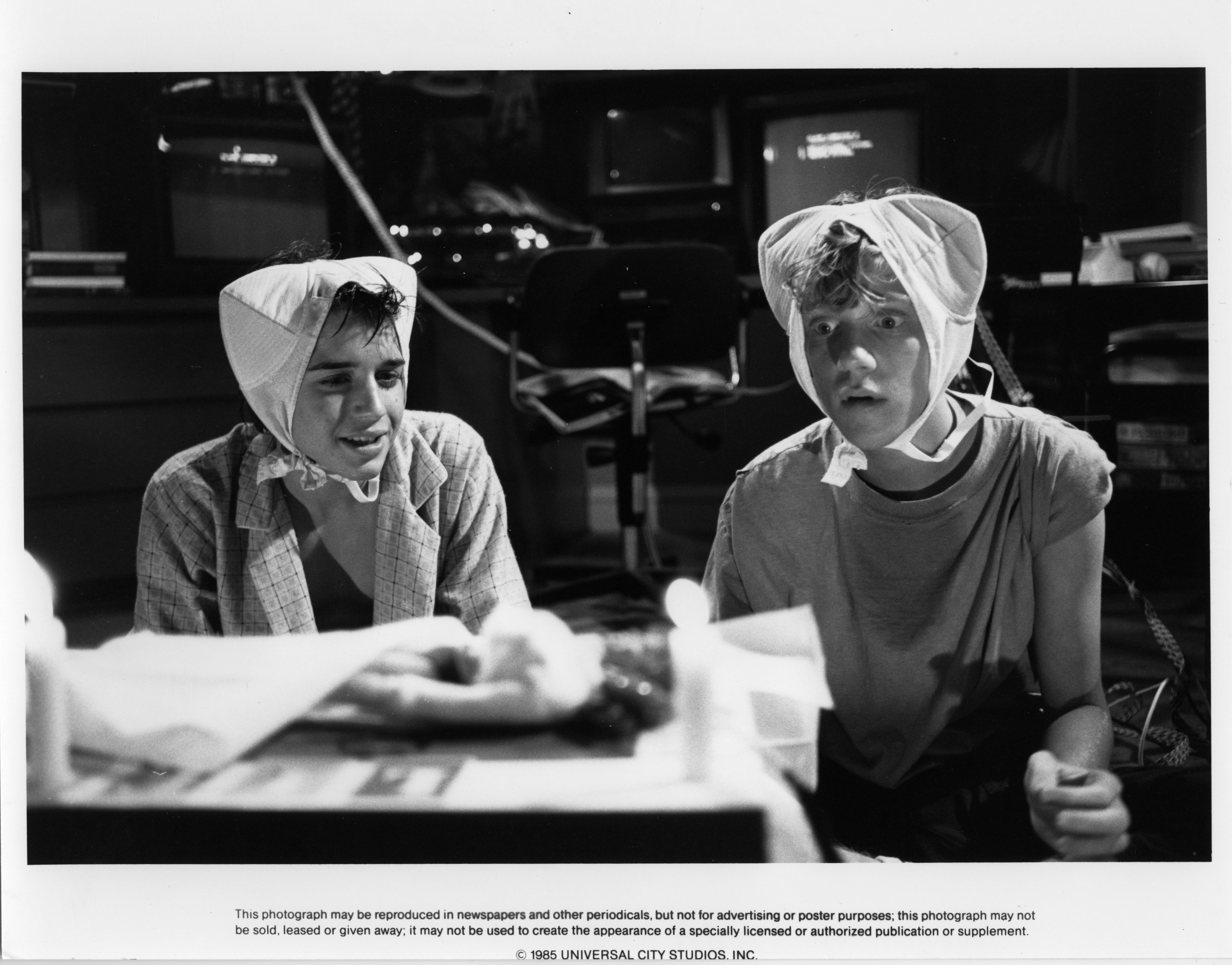 Ilan Mitchell-Smith and Anthony Michael Hall in 'Weird Science'