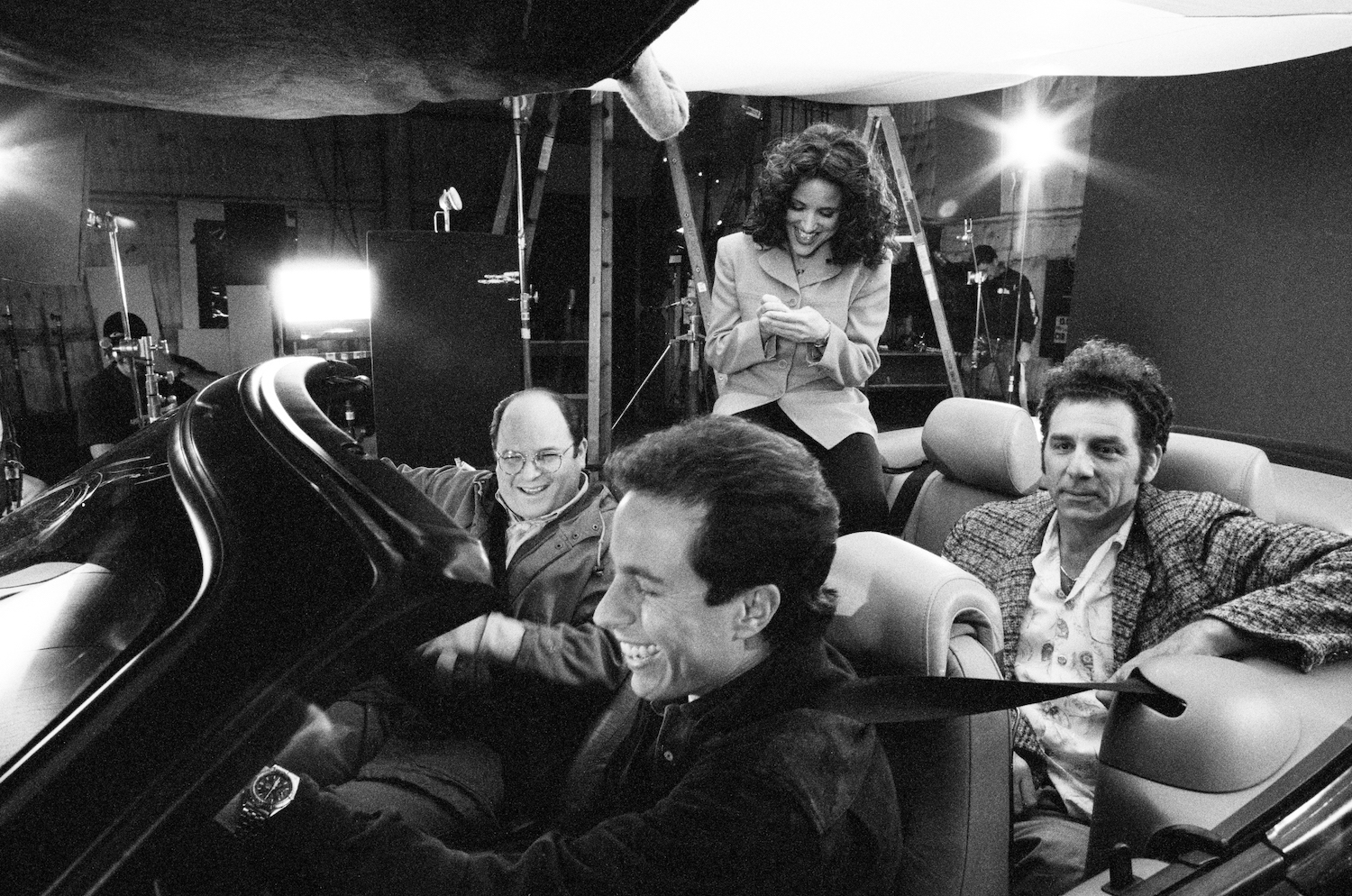 Jason Alexander, Julia Louis-Dreyfus, Michael Richards, and Jerry Seinfeld filming 'Seinfeld'