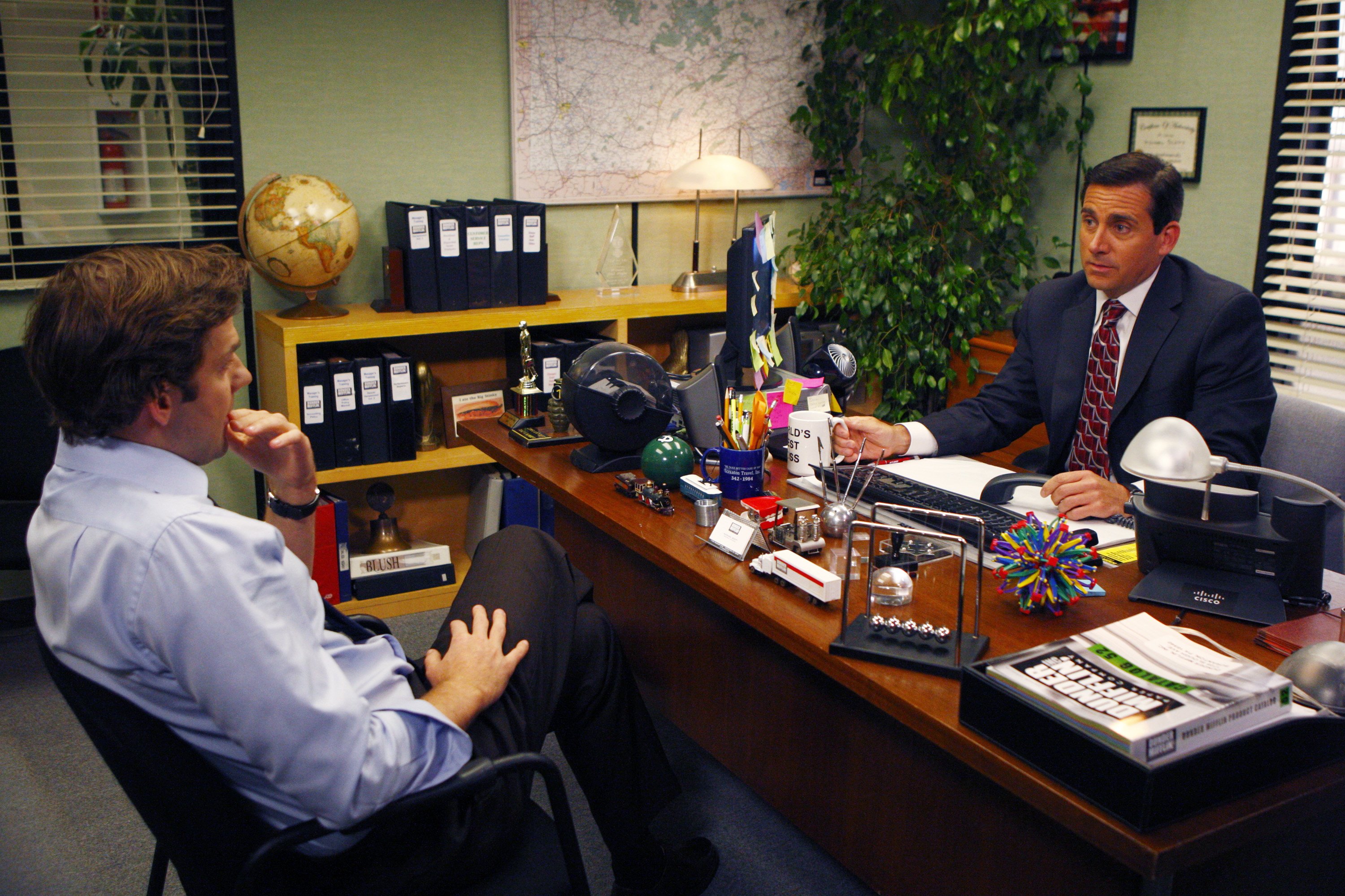 Jim Halpert and Michael Scott in 'The Office'