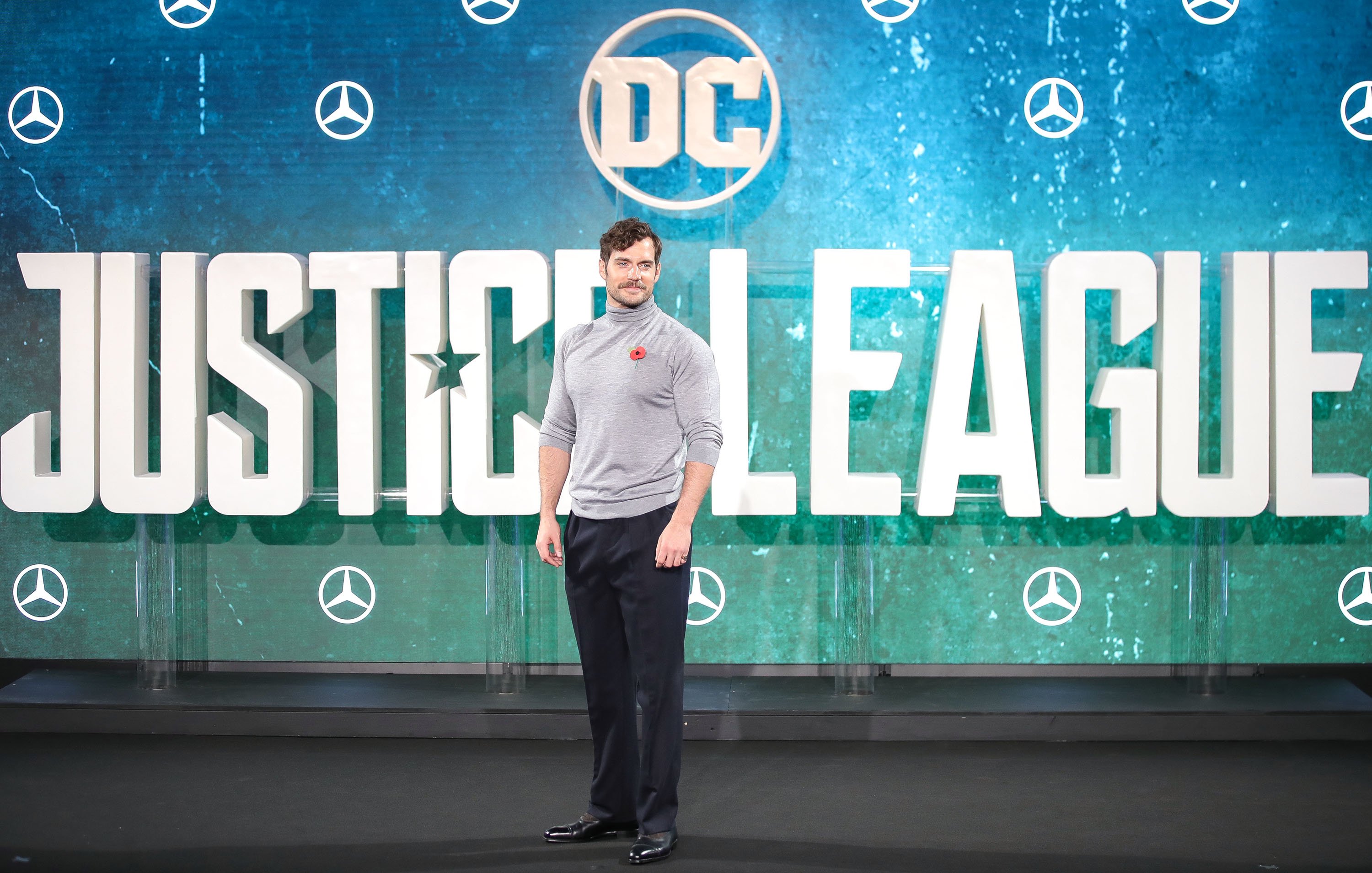 Justice League: Henry Cavill