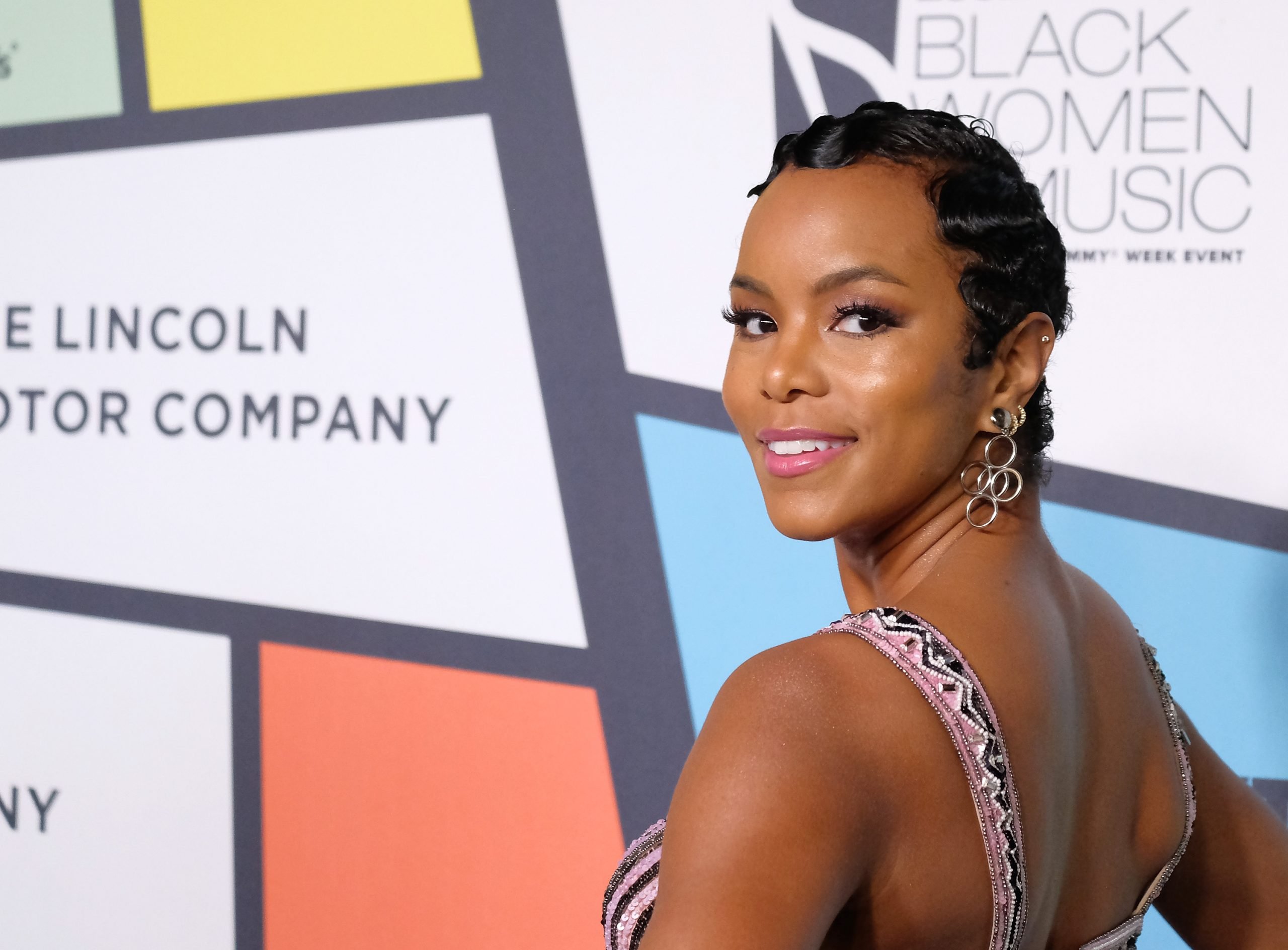 Letoya luckett photos