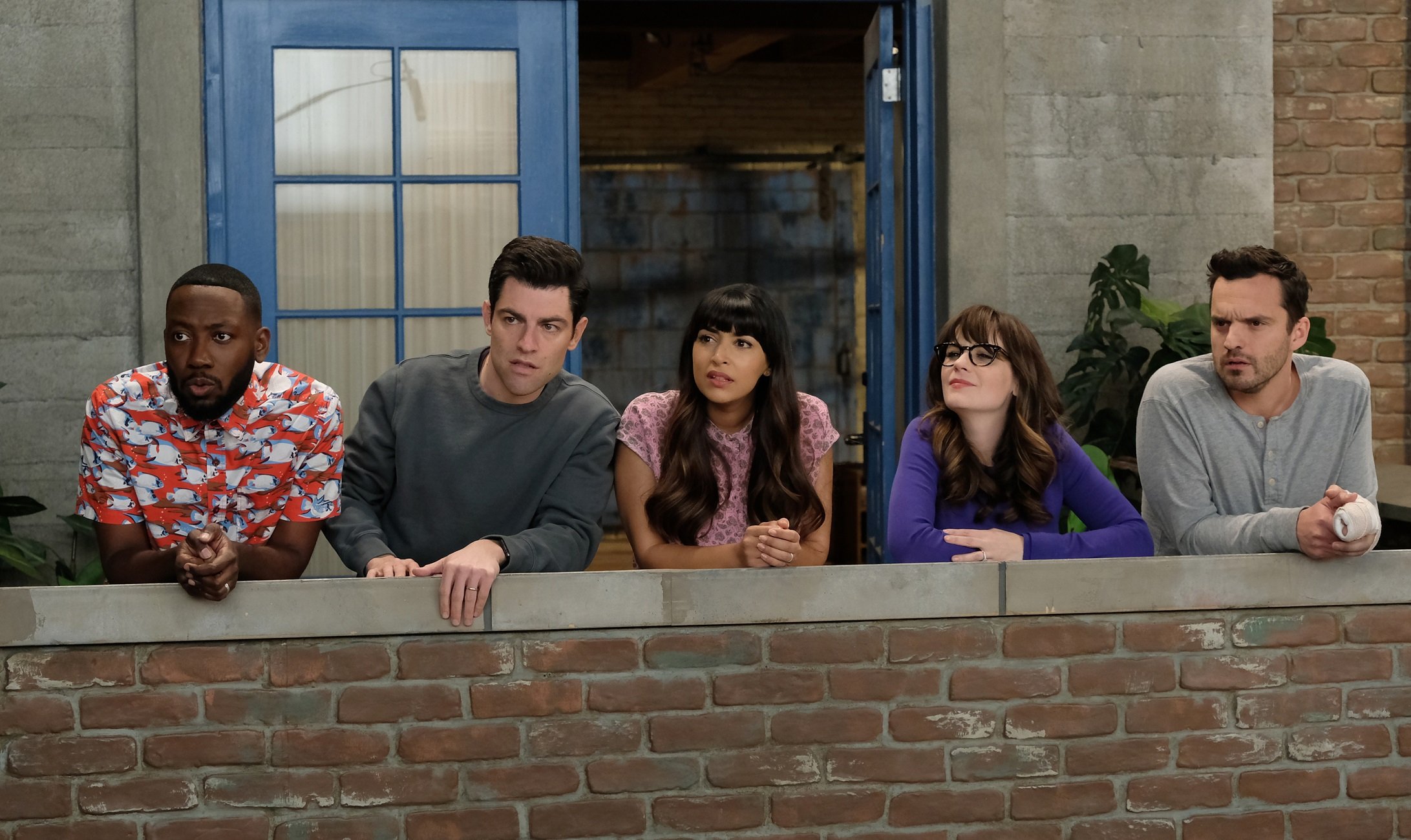 Lamorne Morris, Max Greenfield, Hannah Simone, Zooey Deschanel and Jake Johnson in 'New Girl'