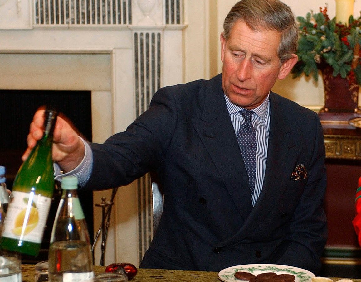 Royal Chef Reveals 'Fussy' Prince Charles Must Travel With ...