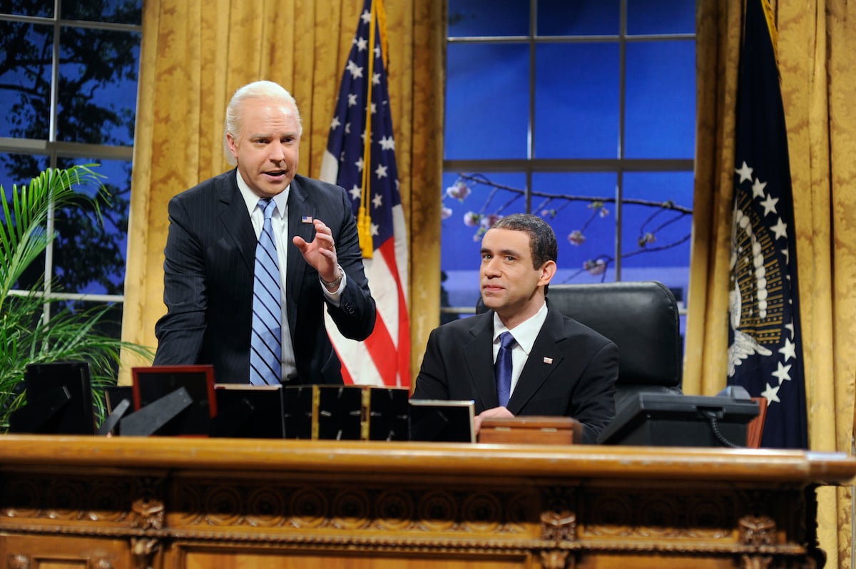 Jason Sudeikis as Joseph Biden, Fred Armisen as Barack Obama during the "Obama Returns" skit