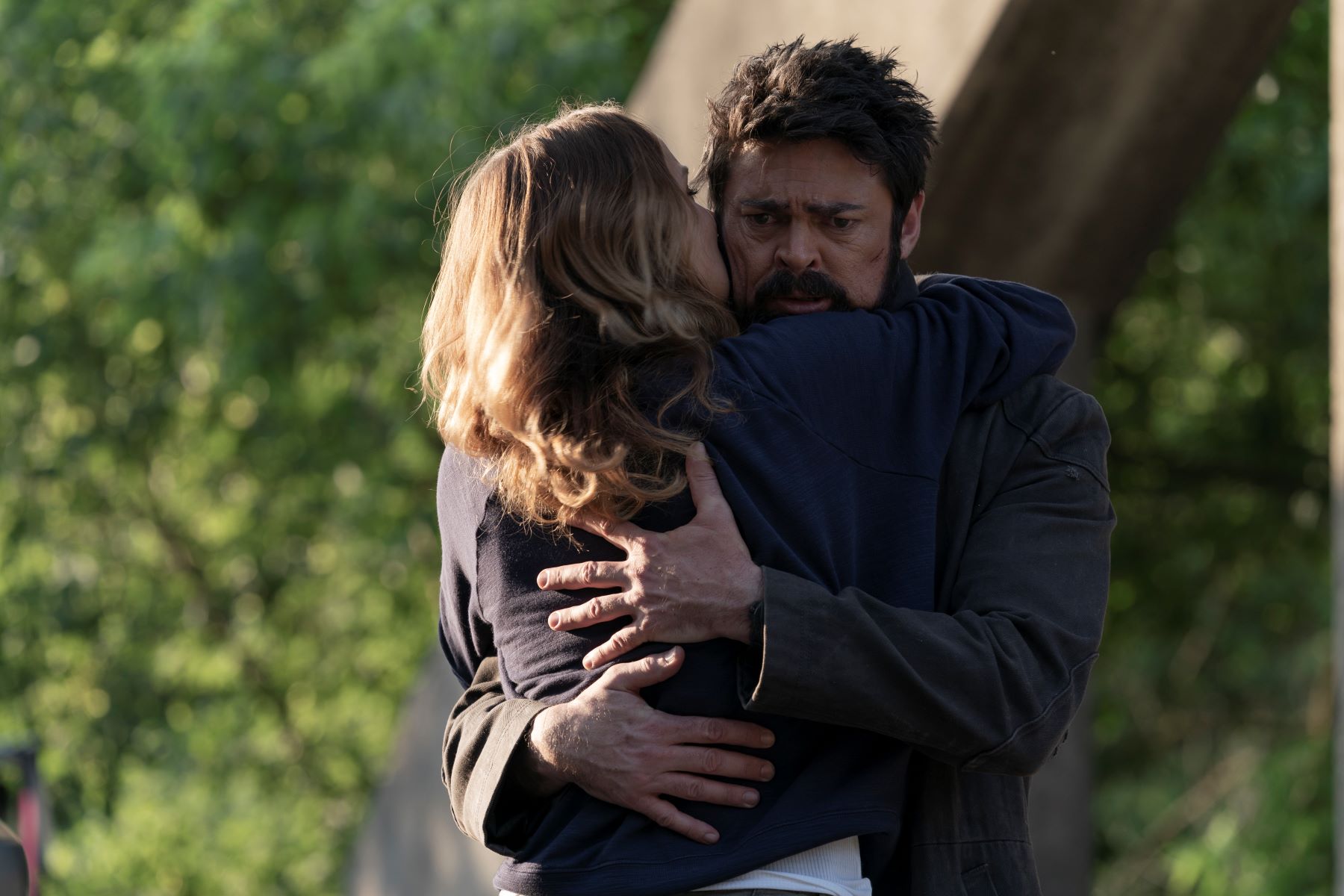 Shantel VanSanten and Karl Urban in The Boys