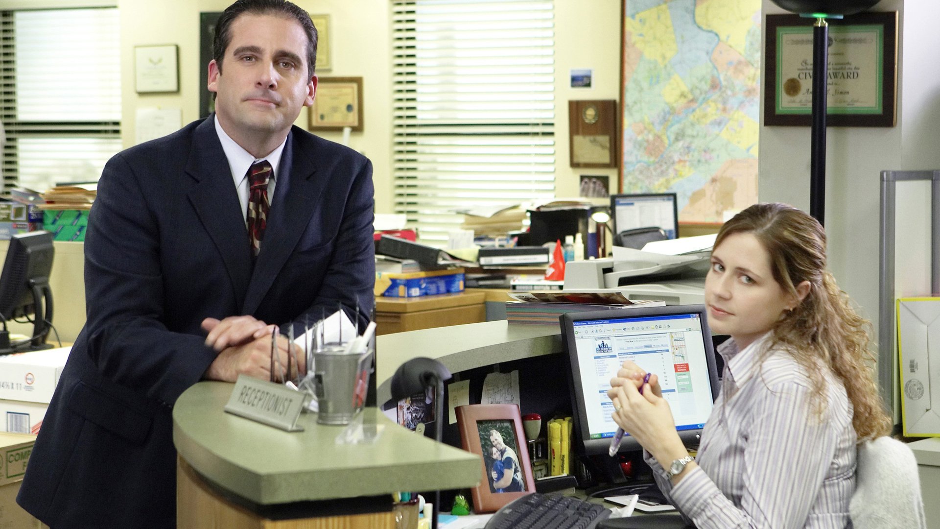 Steve Carell as Michael Scott, Jenna Fischer as Pam Beesly on 'The Office'