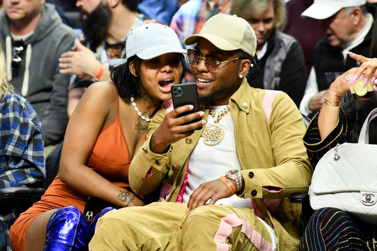 Summer Walker and London on da Track attend a basketball game between the Los Angeles Clippers and the Philadelphia 76ers