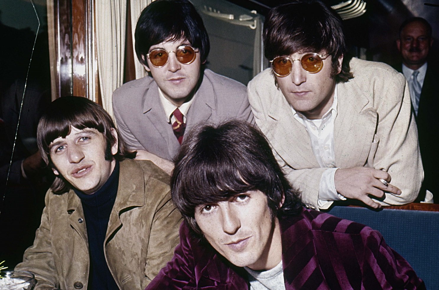 Beatles pose in 1966