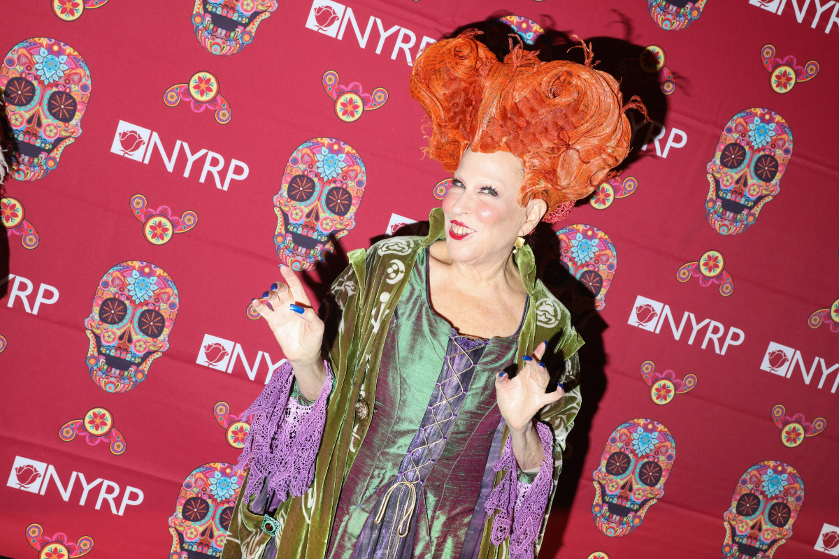 Bette Midler Speaks on 'Hocus Pocus' Sequel