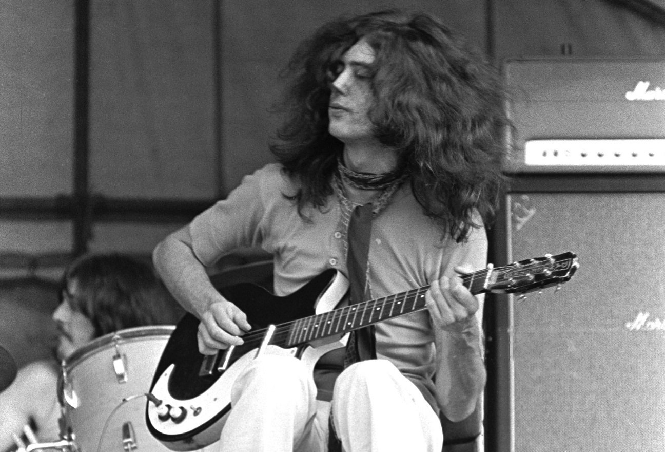 Why Jimmy Page Recorded the 'Heartbreaker' Solo Without His Led Zeppelin Bandmates